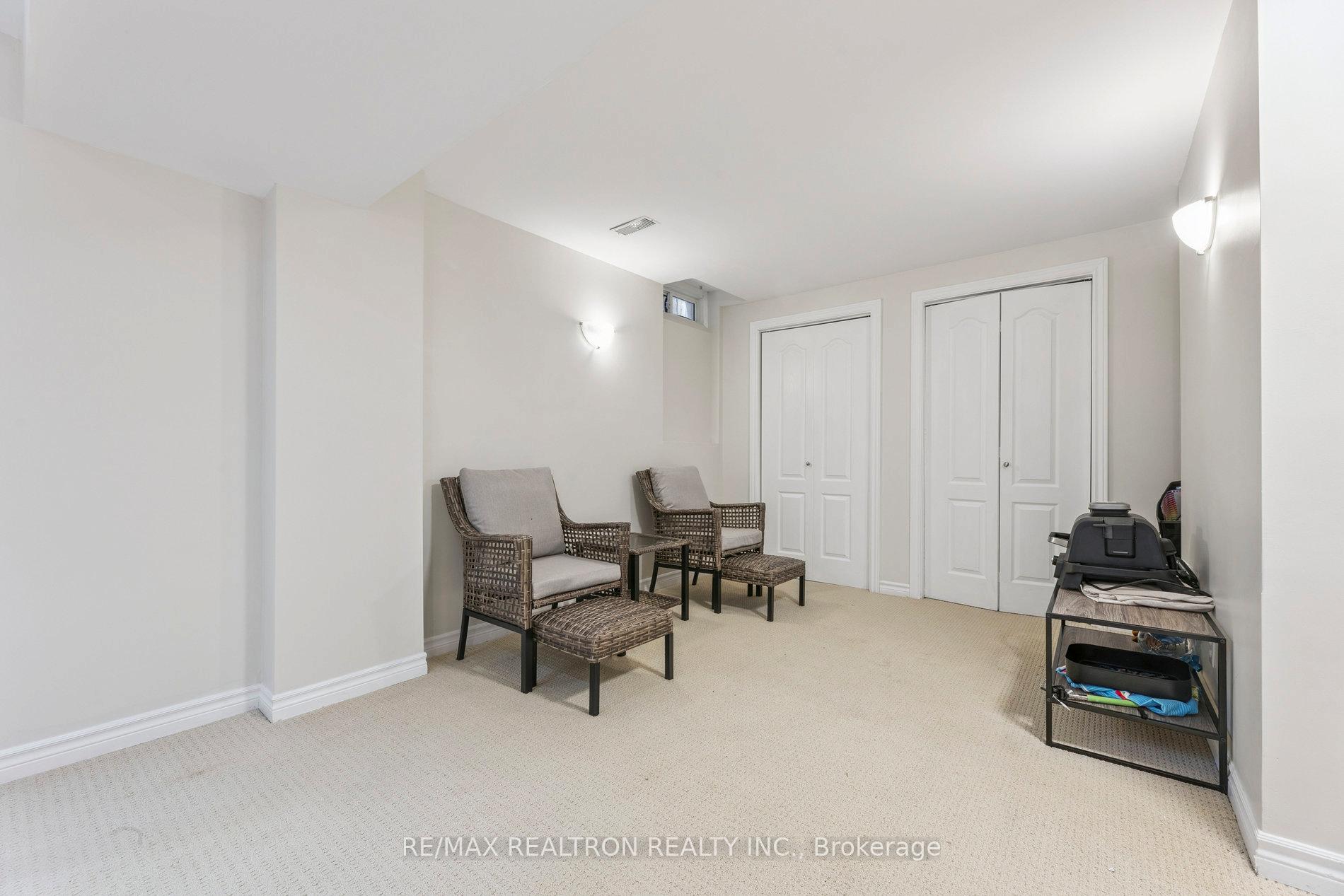 Photo 23 of 27 Haverhill Crescent, Whitby, Taunton North — HOMEH