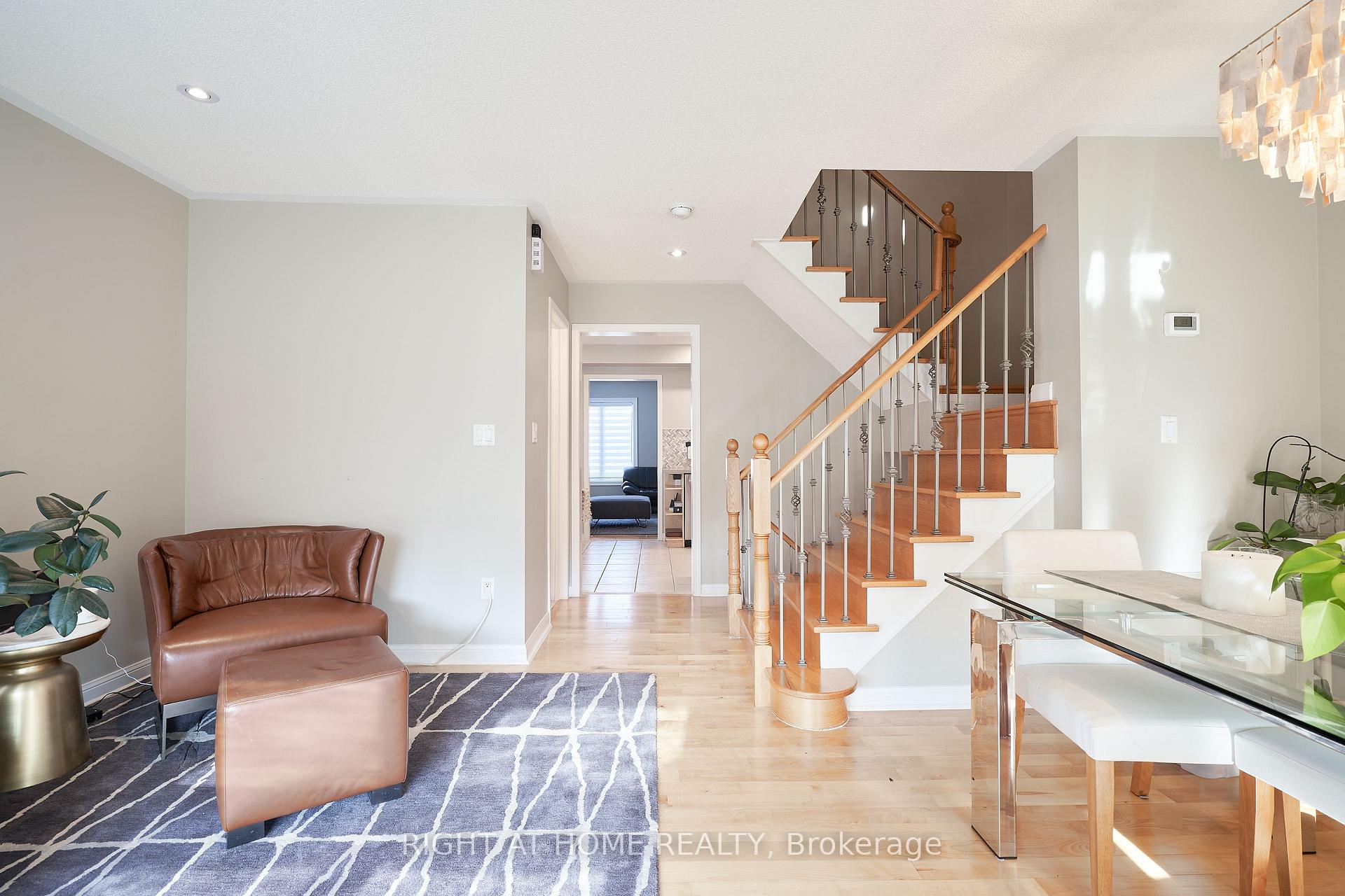 Photo 4 of Unit 24, 271 Richvale Drive S, Brampton, Heart Lake East — HOMEH