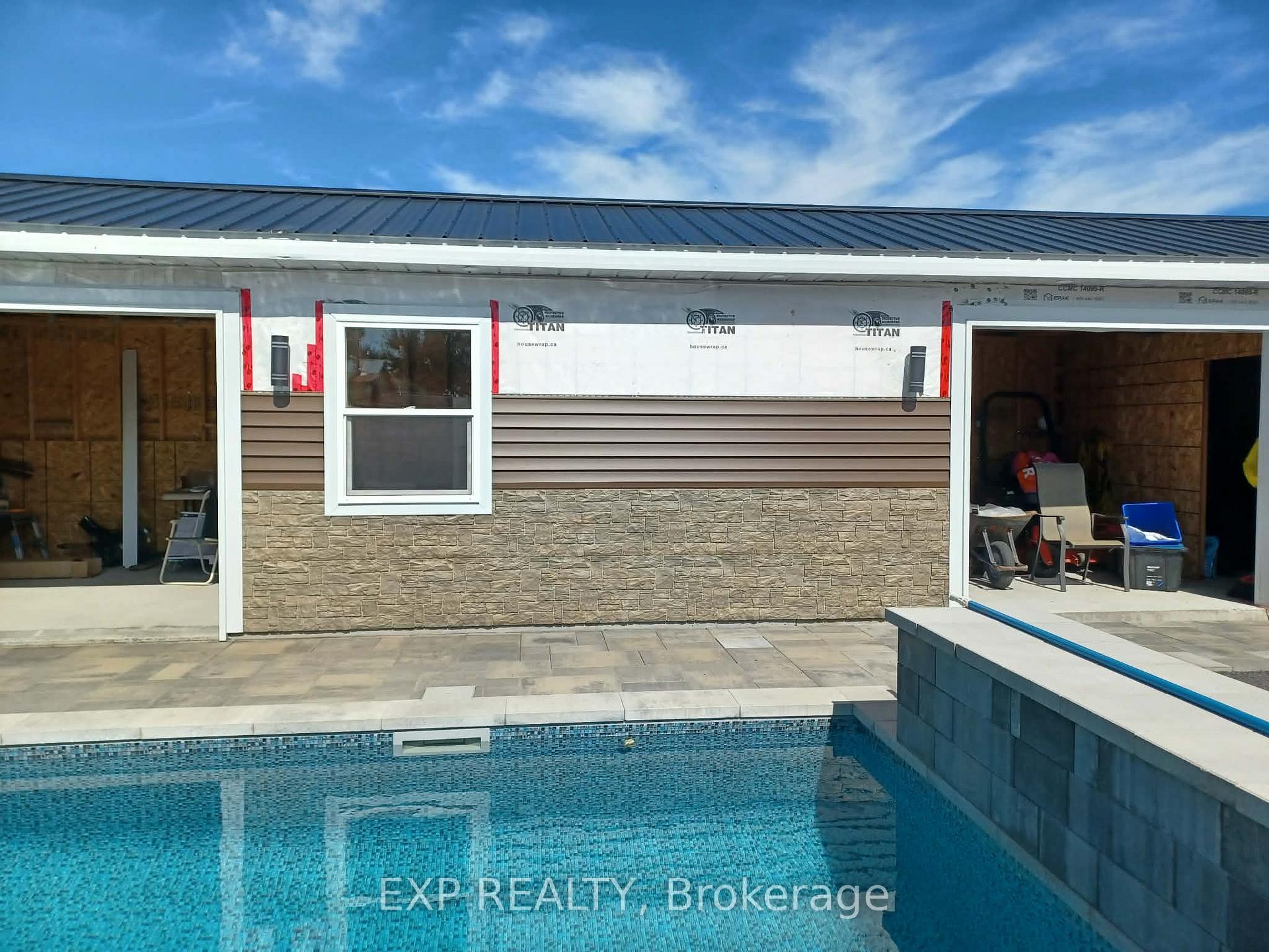 Photo 7 of 213 Longueuil Street, Champlain, L'Orignal — HOMEH