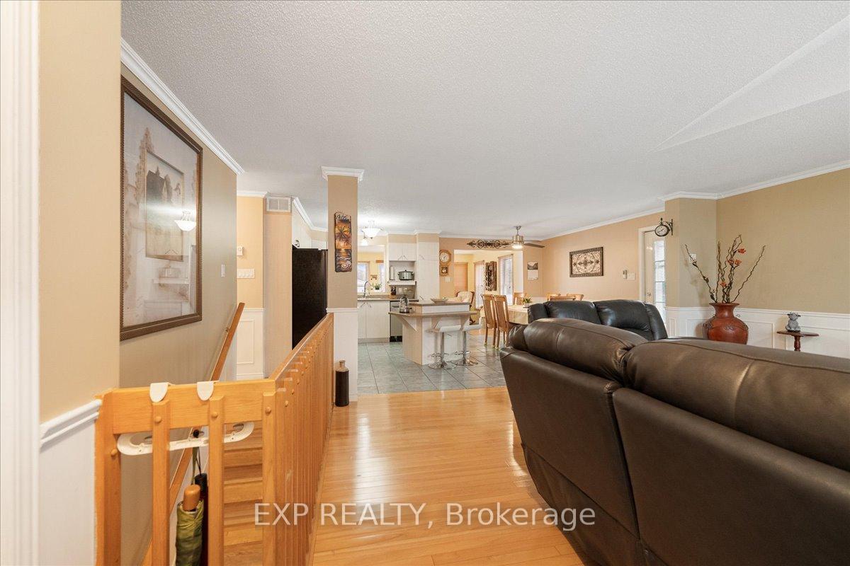 Photo 11 of 213 Longueuil Street, Champlain, L'Orignal — HOMEH