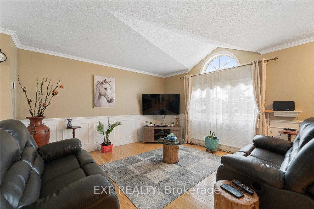 Photo 12 of 213 Longueuil Street, Champlain, L'Orignal — HOMEH
