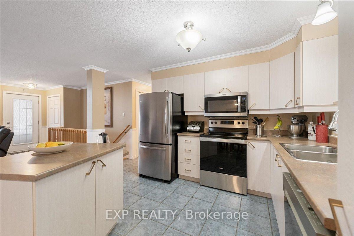 Photo 21 of 213 Longueuil Street, Champlain, L'Orignal — HOMEH