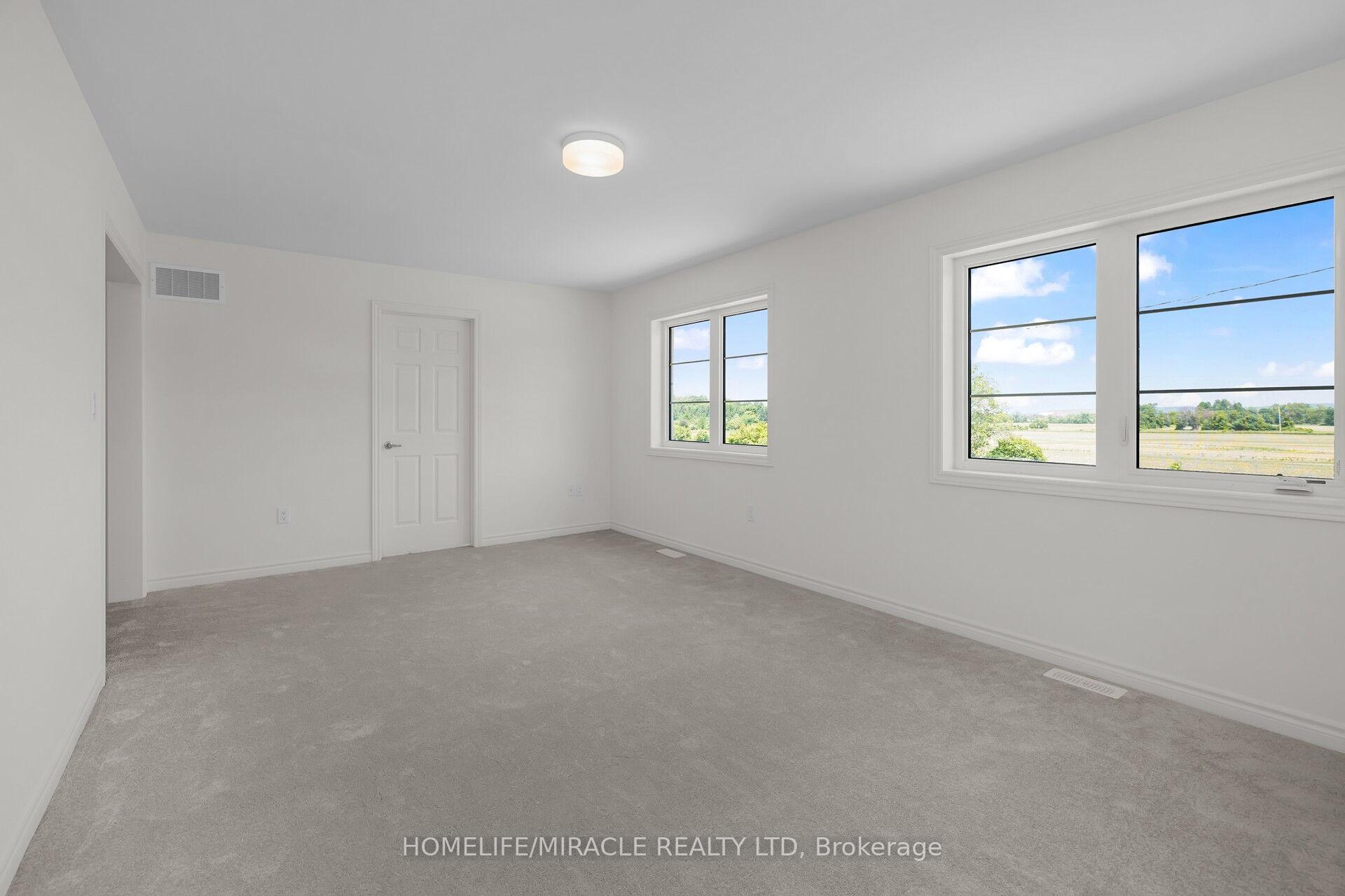 Photo 33 of 41 Sandhill Crescent, Adjala-Tosorontio, Colgan — HOMEH