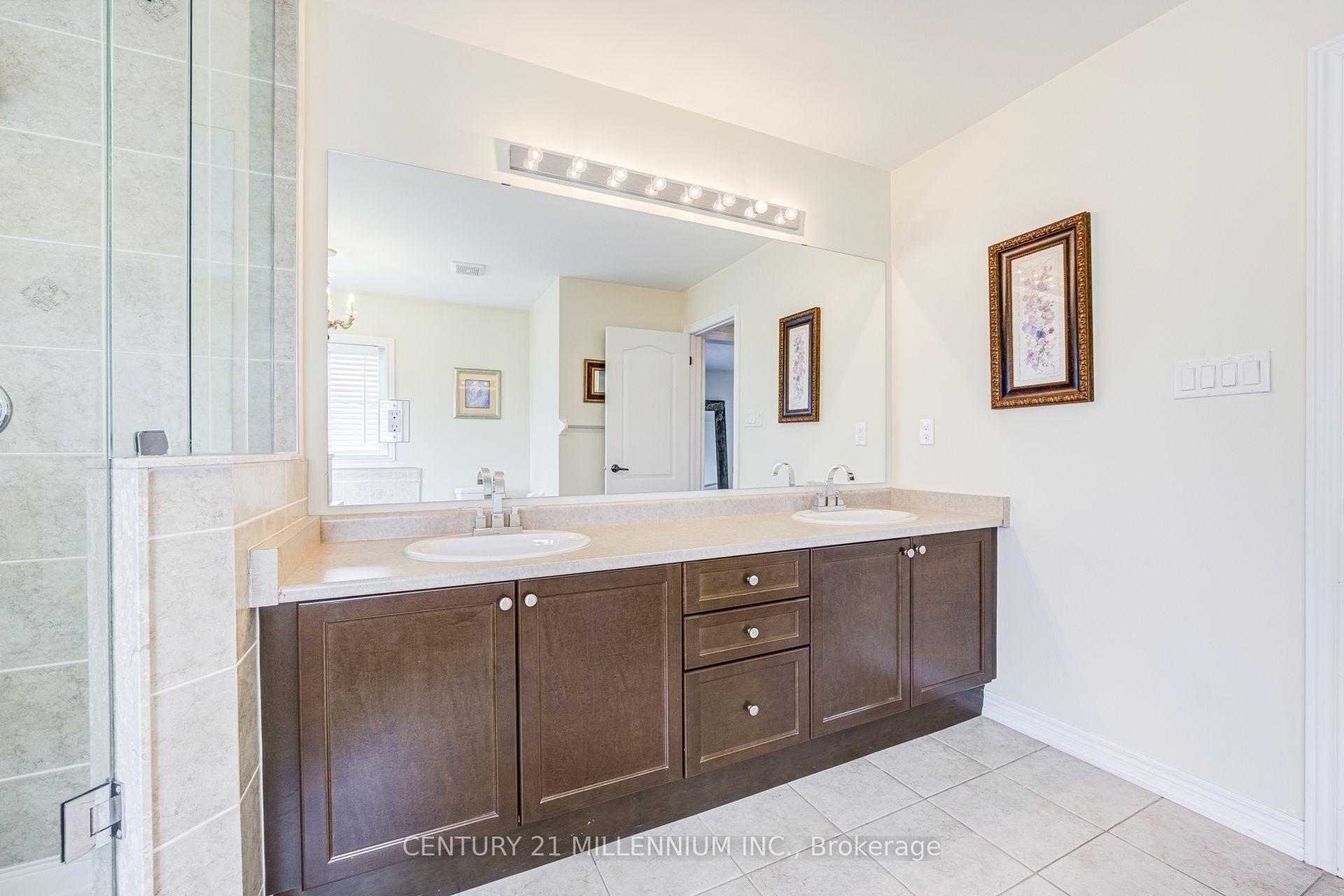 Photo 35 of 17 Island Grove, Brampton, Credit Valley — HOMEH