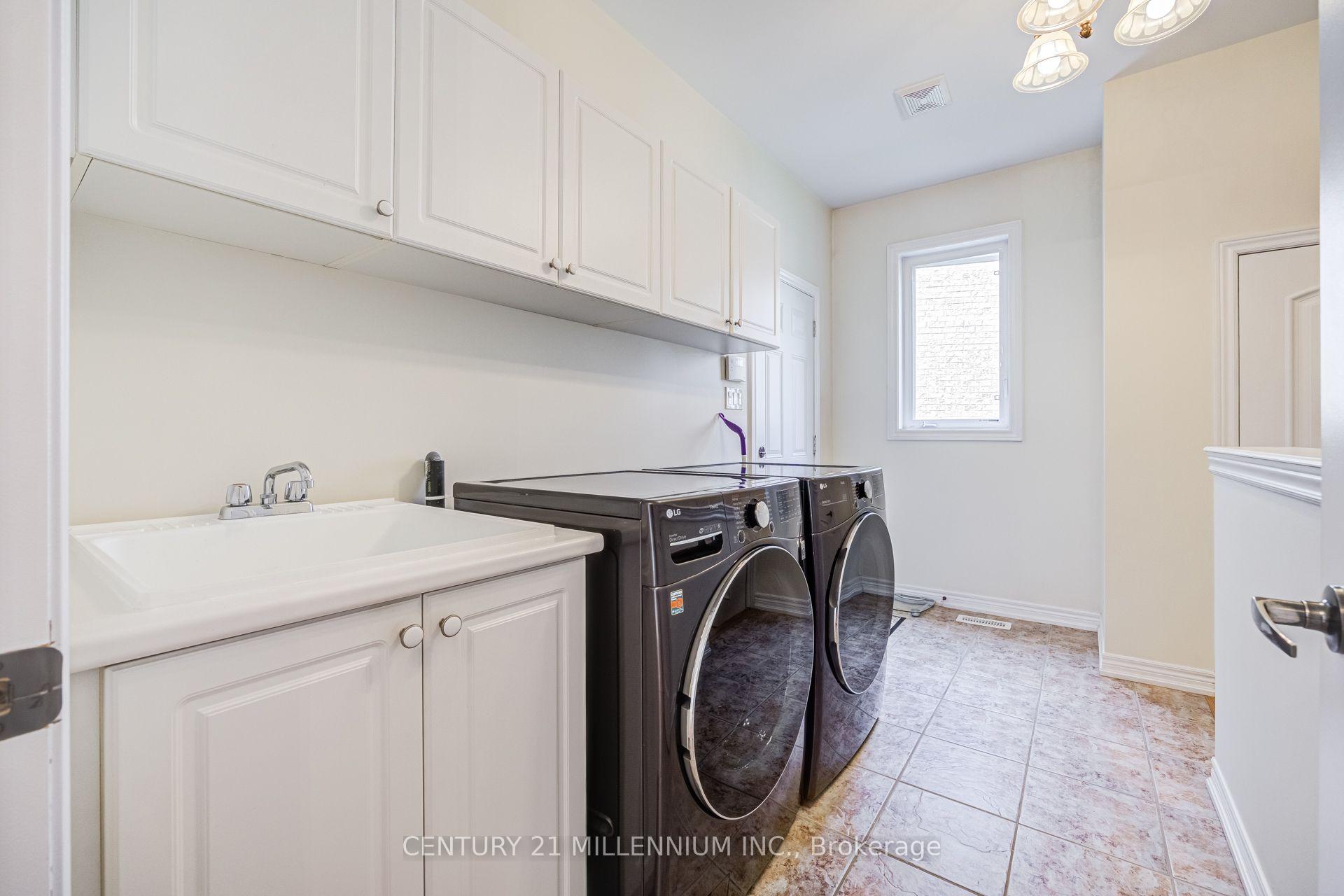 Photo 17 of 17 Island Grove, Brampton, Credit Valley — HOMEH