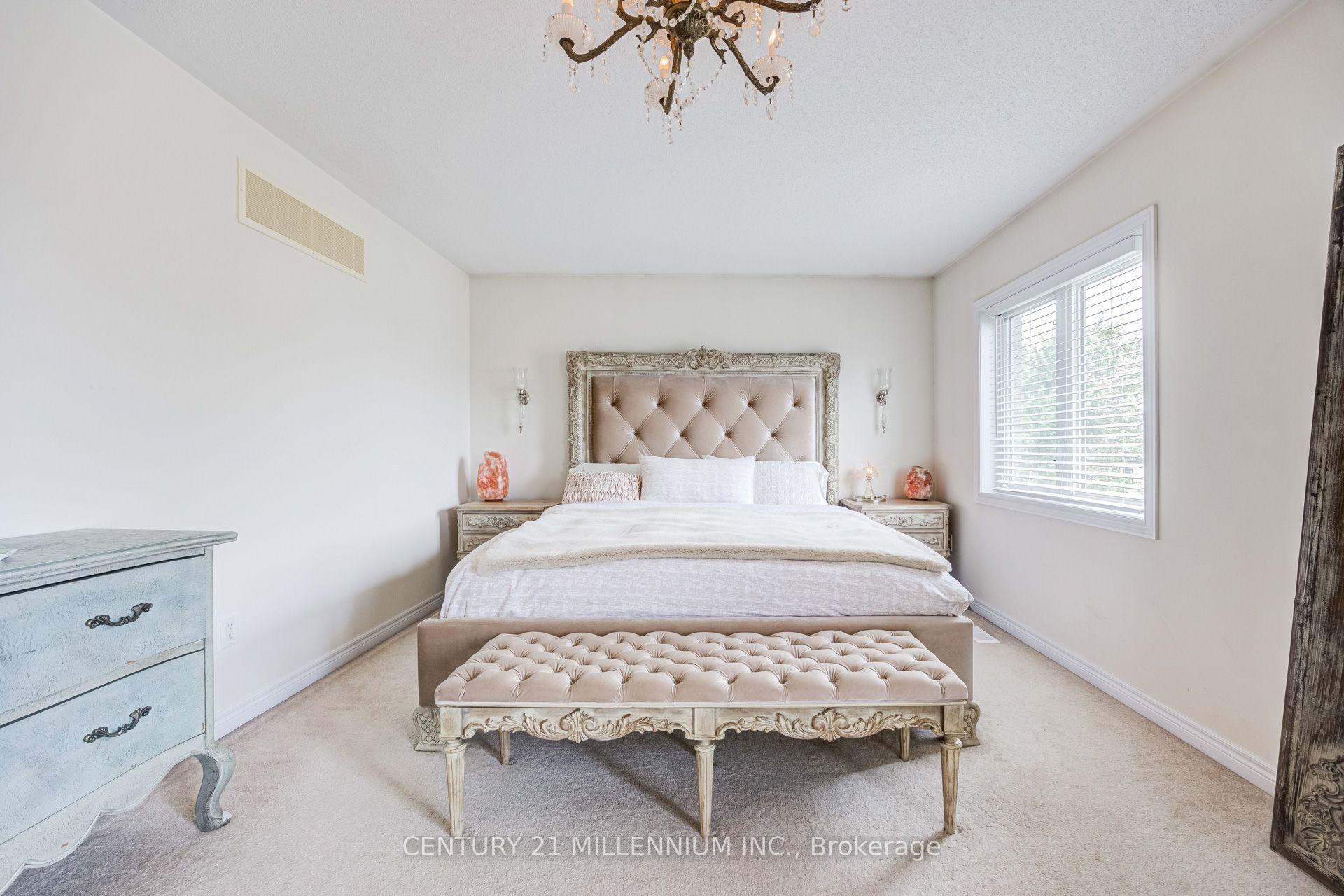 Photo 29 of 17 Island Grove, Brampton, Credit Valley — HOMEH