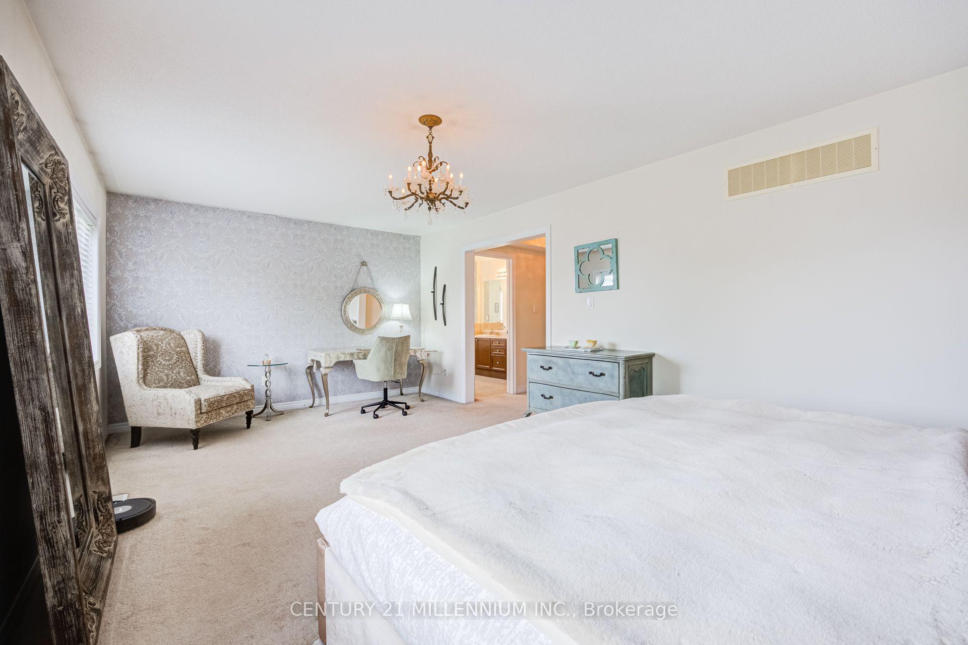 Photo 31 of 17 Island Grove, Brampton, Credit Valley — HOMEH