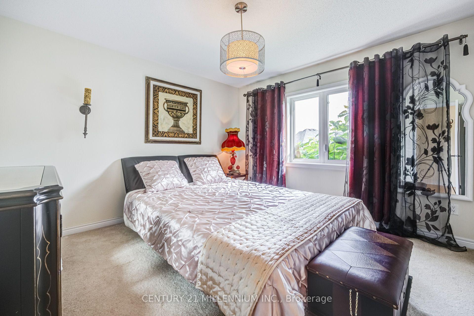 Photo 22 of 17 Island Grove, Brampton, Credit Valley — HOMEH