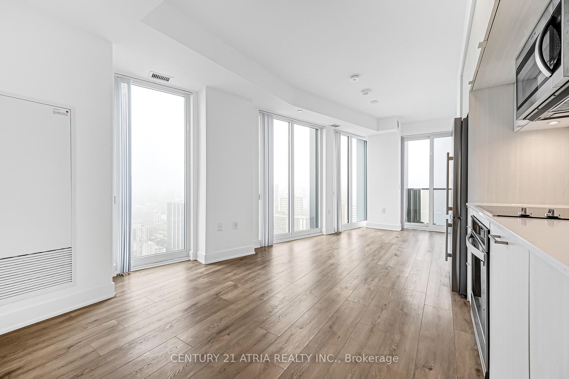 Photo 6 of Unit 3308, 575 Bloor Street E, Toronto, North St. James Town — HOMEH