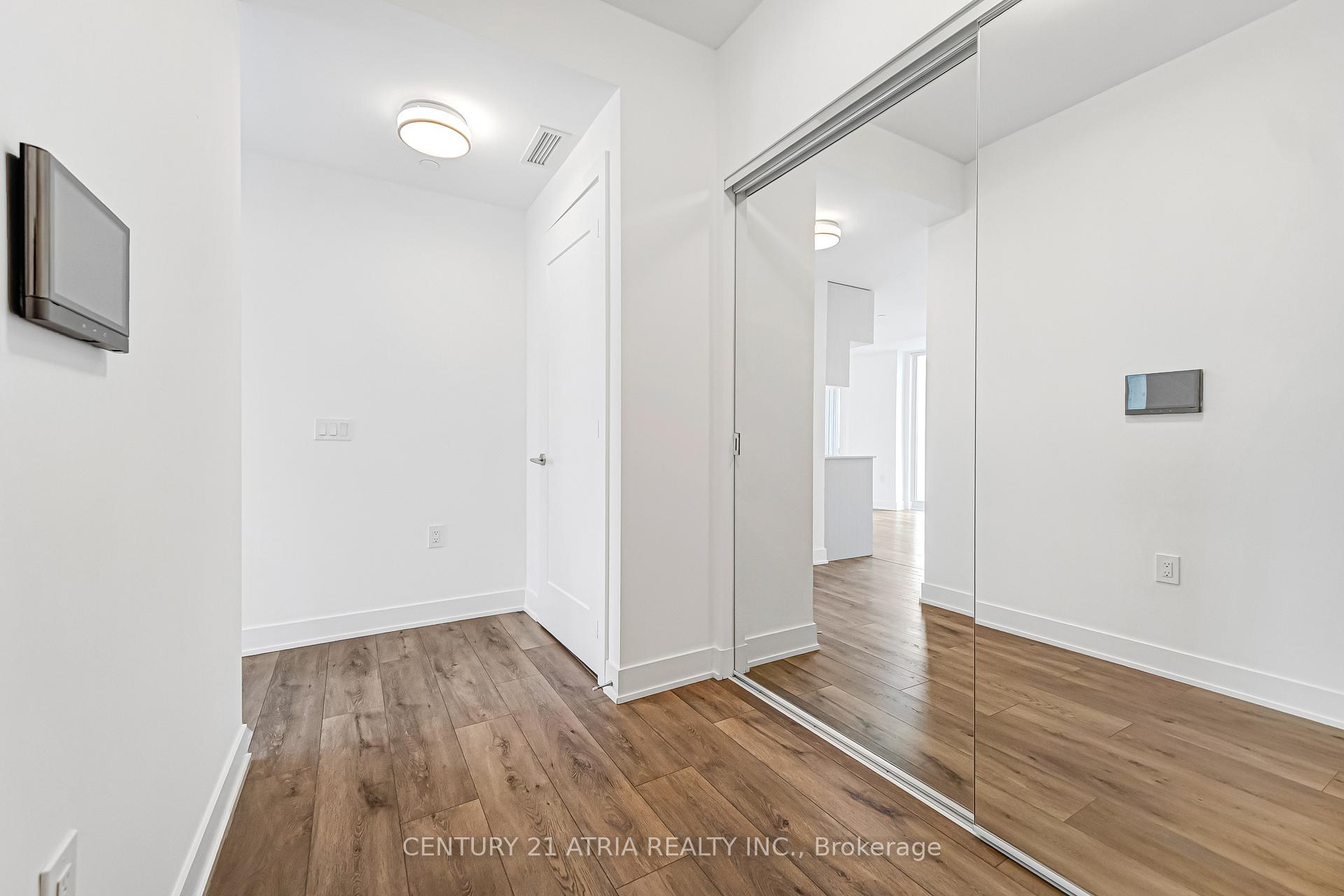 Photo 8 of Unit 3308, 575 Bloor Street E, Toronto, North St. James Town — HOMEH