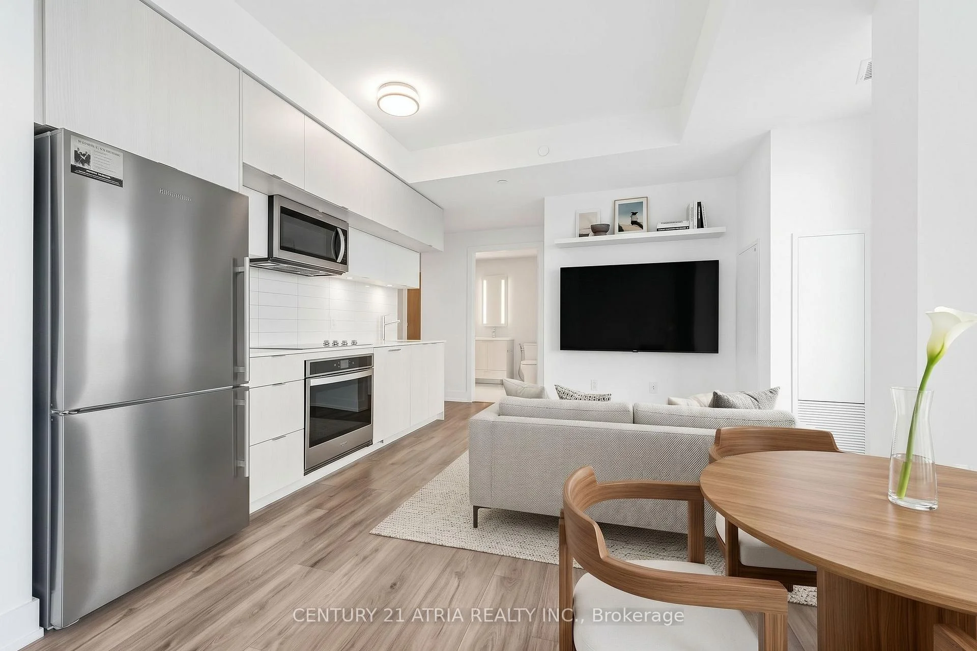 Photo 2 of Unit 3308, 575 Bloor Street E, Toronto, North St. James Town — HOMEH
