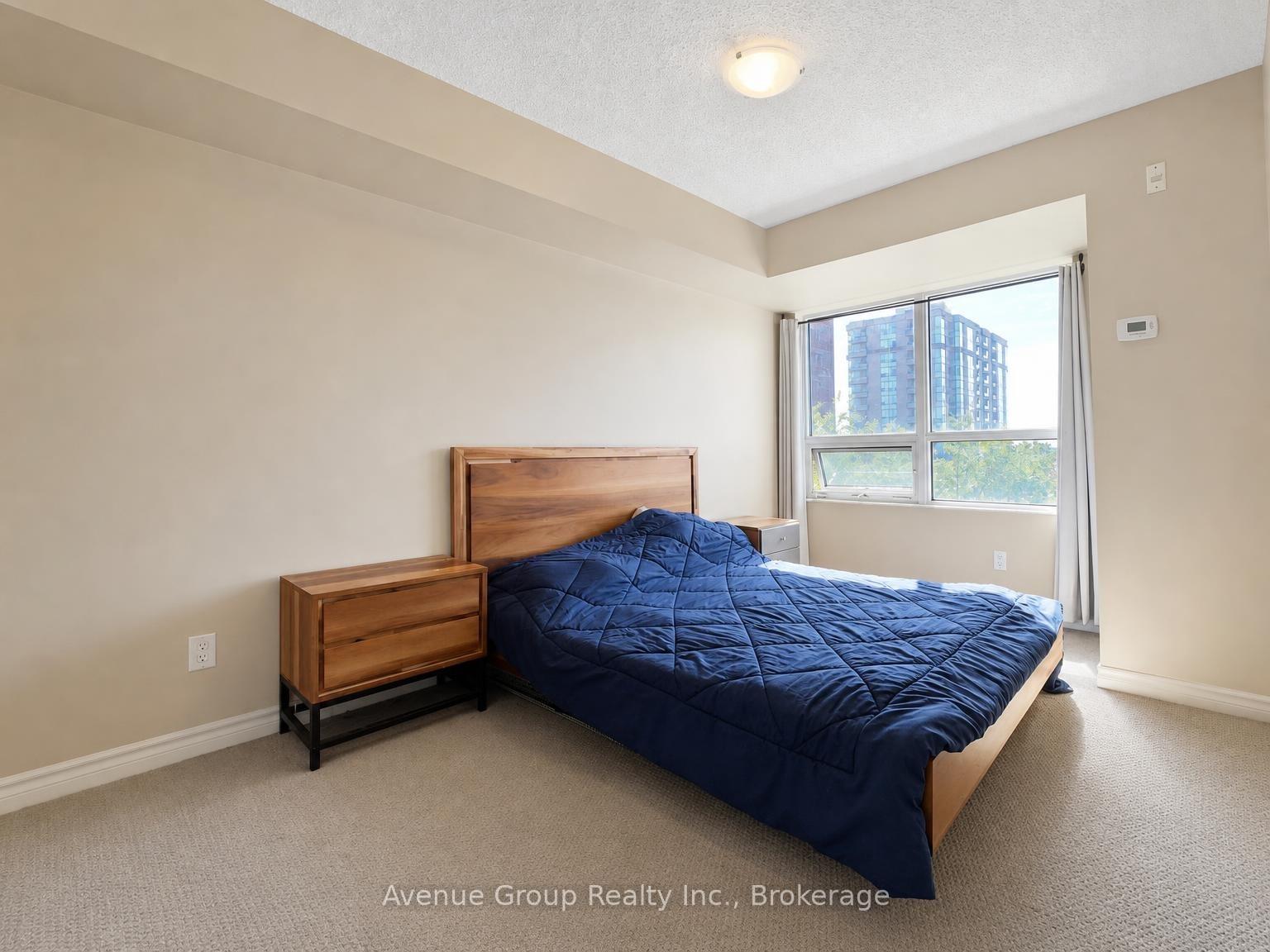 Photo 6 of Unit 527, 35 Saranac Boulevard, Toronto, Englemount-Lawrence — HOMEH