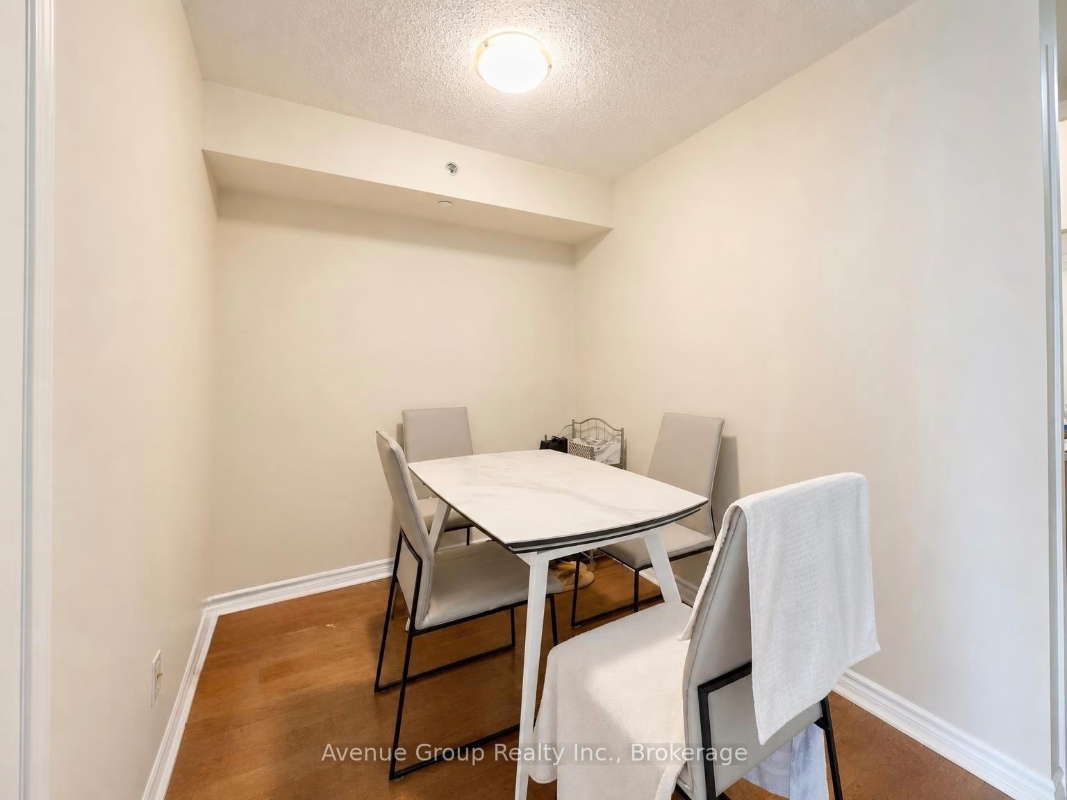 Photo 9 of Unit 527, 35 Saranac Boulevard, Toronto, Englemount-Lawrence — HOMEH