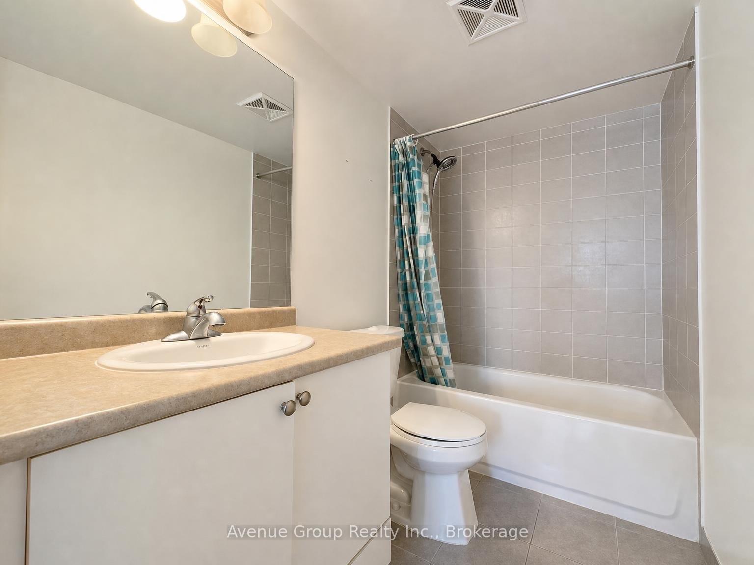 Photo 11 of Unit 527, 35 Saranac Boulevard, Toronto, Englemount-Lawrence — HOMEH