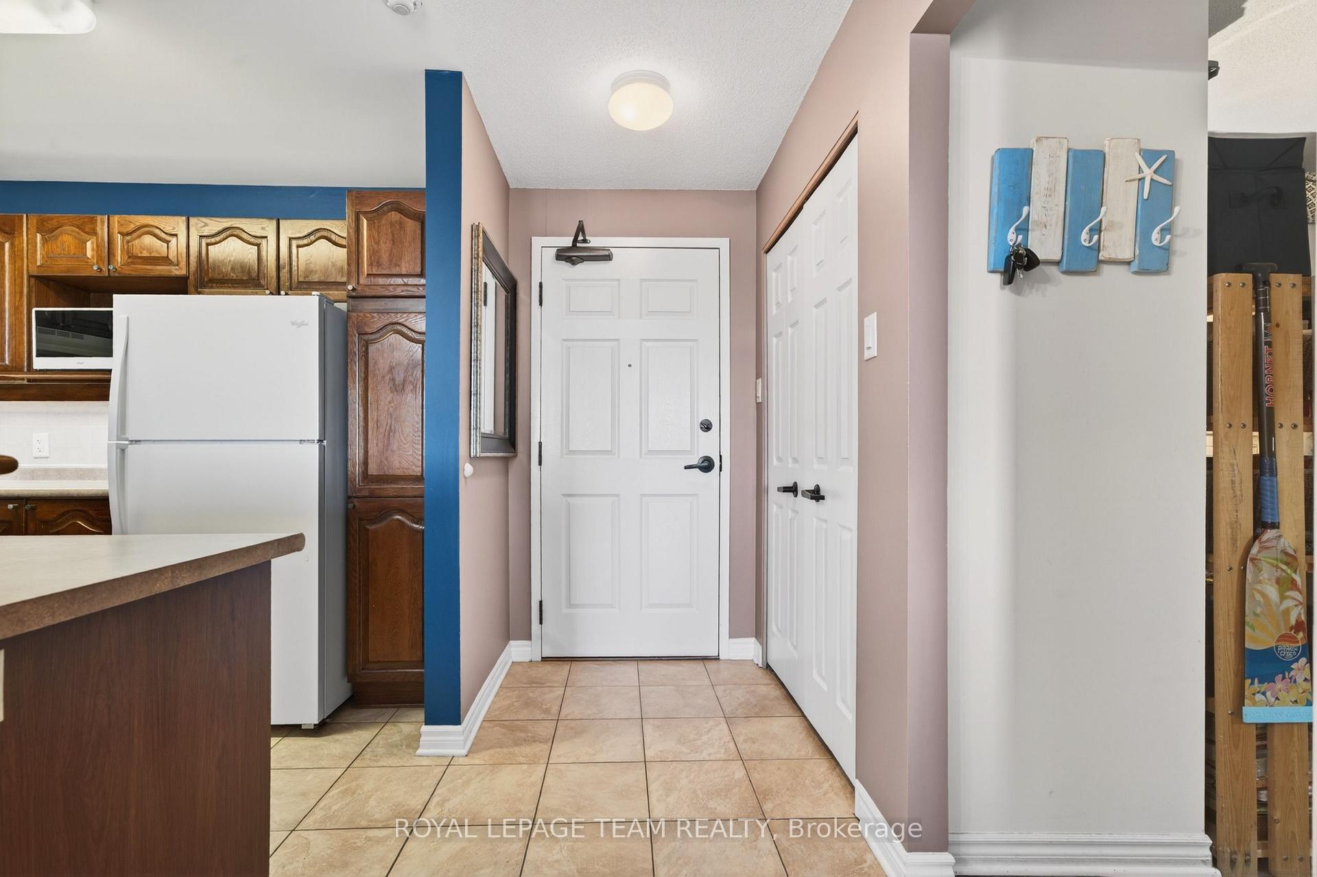 Photo 8 of Unit 811, 120 Grant Carman Drive, Ottawa, Borden Farm/Stewart Farm/Carleton Heights/Parkwood Hills — HOMEH