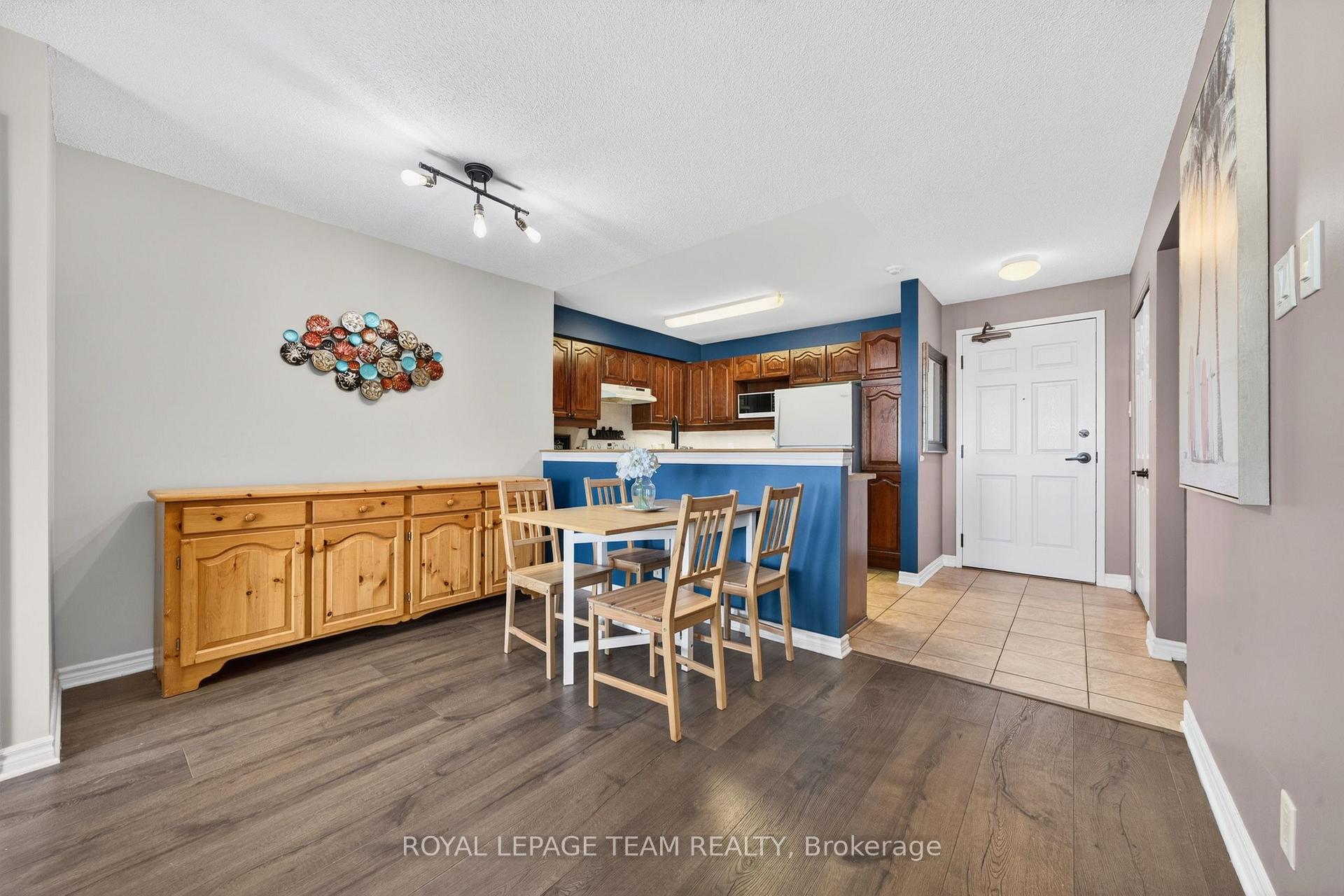 Photo 19 of Unit 811, 120 Grant Carman Drive, Ottawa, Borden Farm/Stewart Farm/Carleton Heights/Parkwood Hills — HOMEH