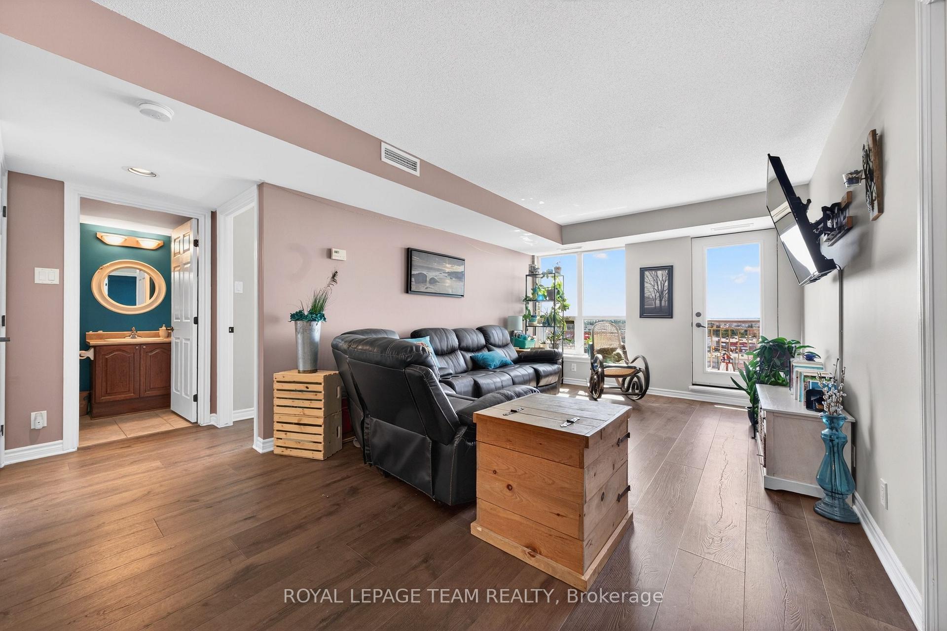 Photo 22 of Unit 811, 120 Grant Carman Drive, Ottawa, Borden Farm/Stewart Farm/Carleton Heights/Parkwood Hills — HOMEH