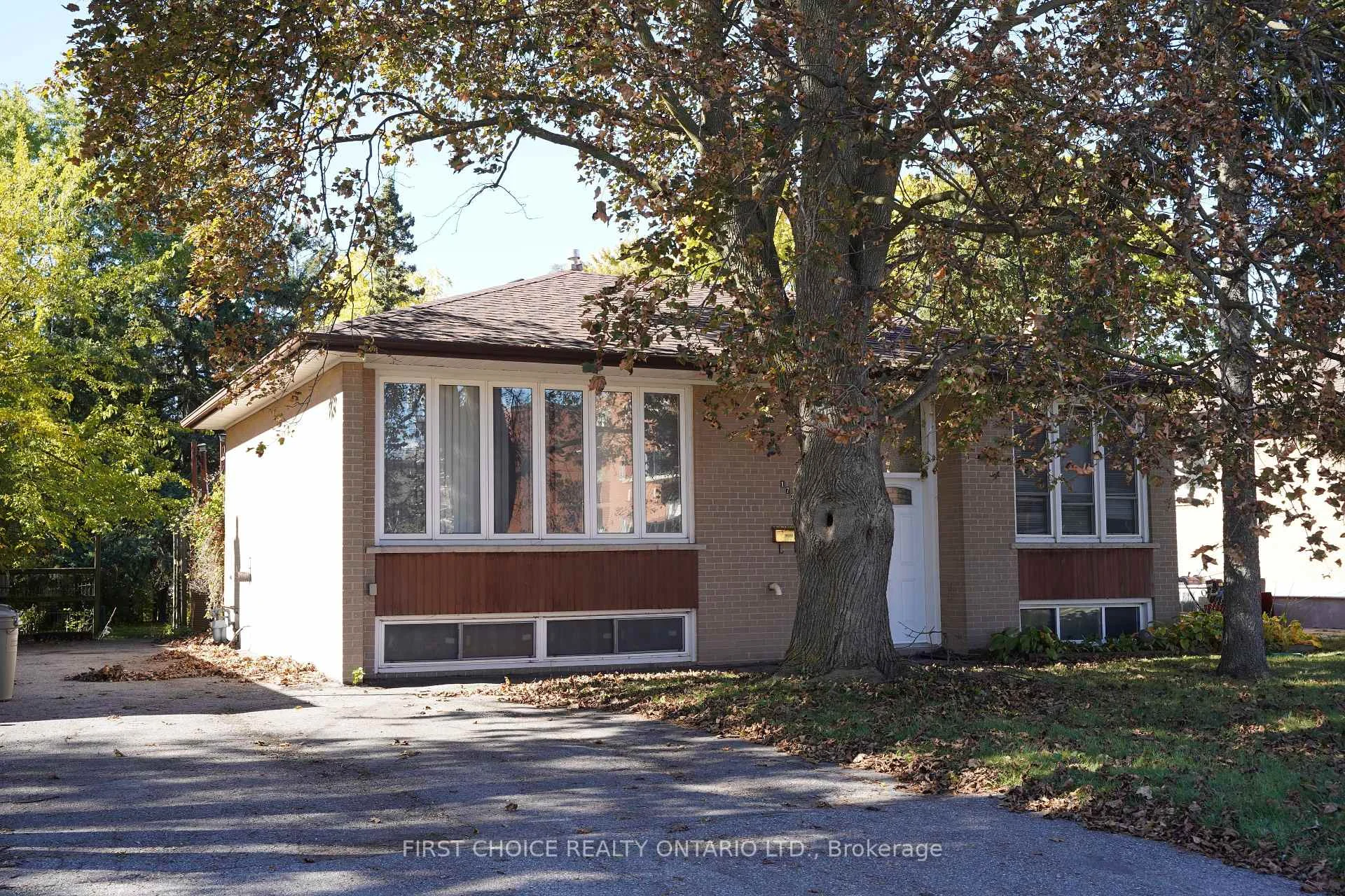 Photo of 172 Colborne Avenue