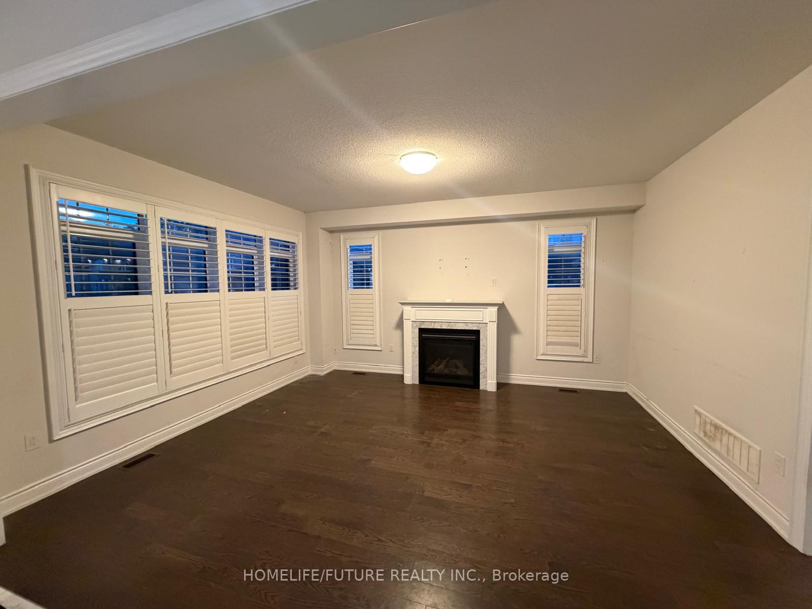 Photo 8 of Unit Main & 2nd, 45 Pristine Trail, Cavan Monaghan, Cavan Twp — HOMEH