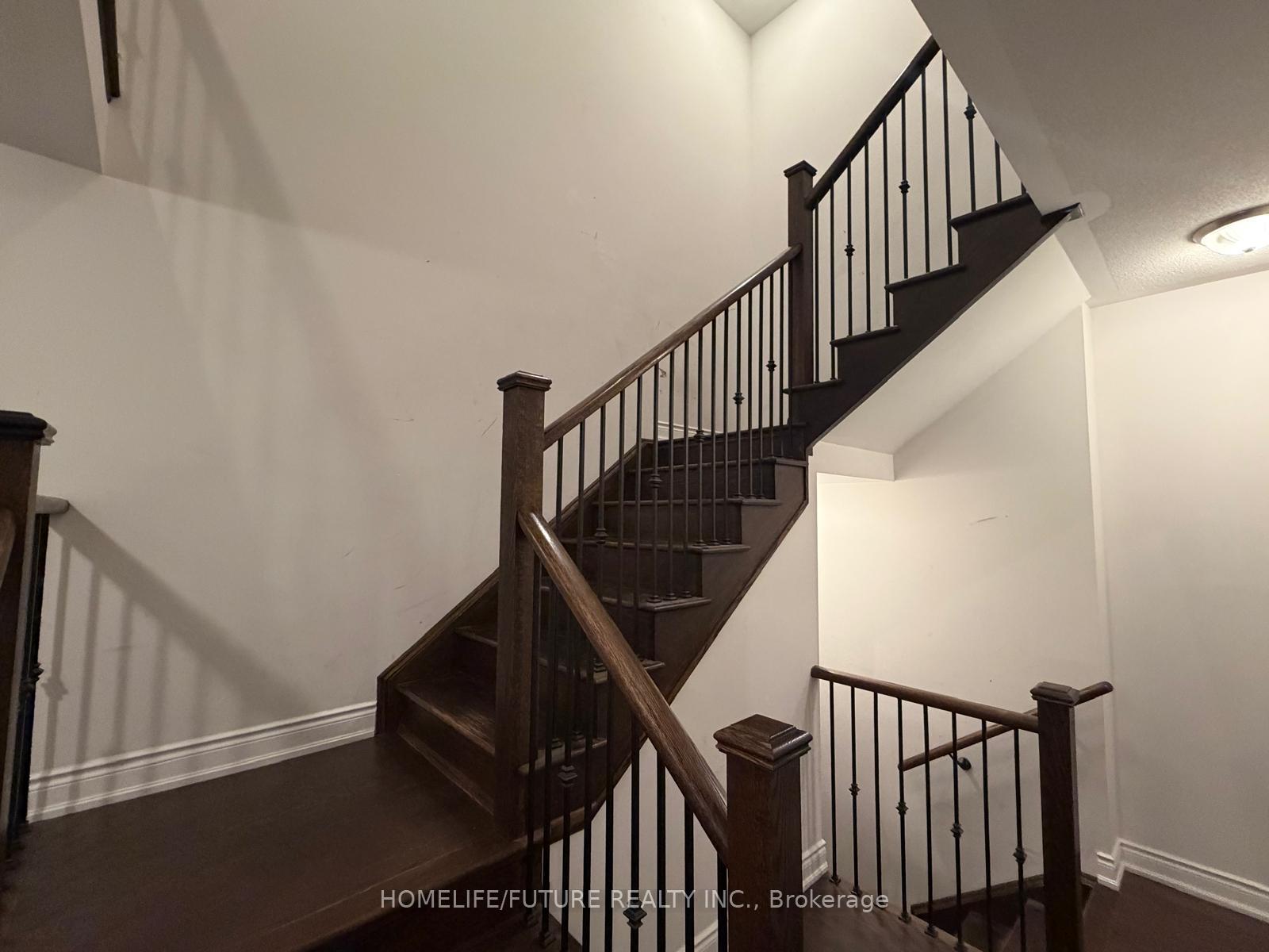 Photo 30 of Unit Main & 2nd, 45 Pristine Trail, Cavan Monaghan, Cavan Twp — HOMEH
