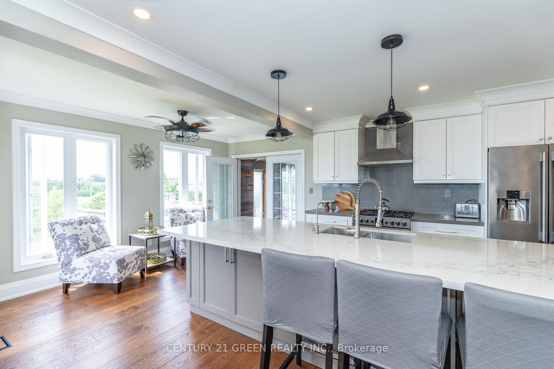 Photo 12 of 7265 Old Homestead Road, Georgina, Pefferlaw — HOMEH