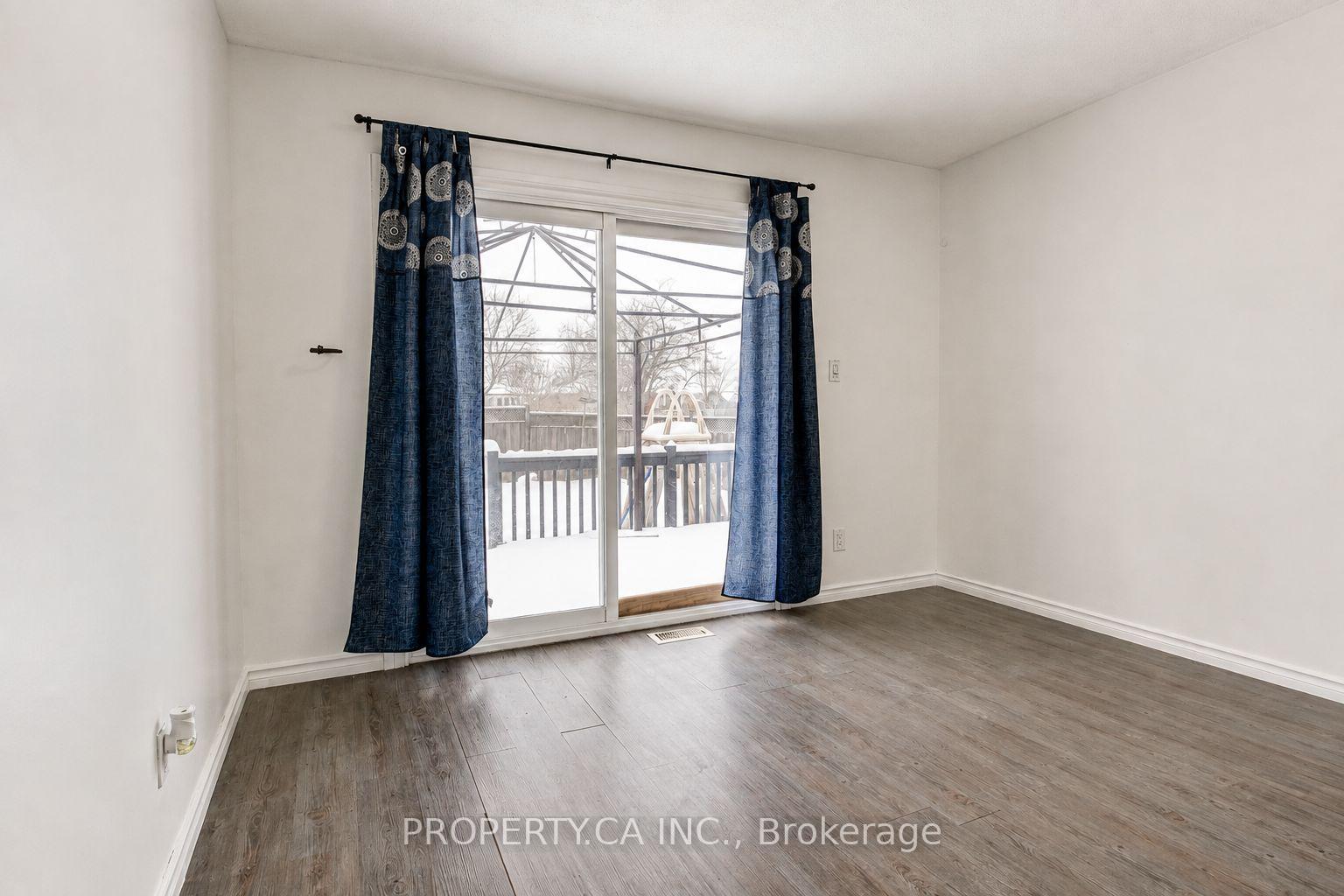 Photo 11 of 71 Highpark Avenue, Kitchener, Vanier - Kitchener — HOMEH