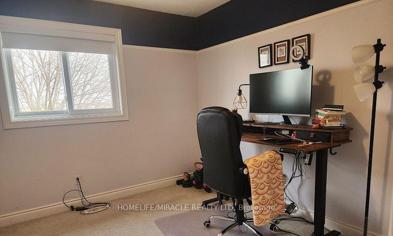 Photo 5 of 388 Thomas Slee Drive, Kitchener, Doon South — HOMEH
