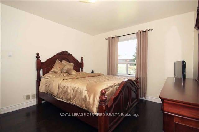 Photo 9 of Unit Main, 109 Hiscock Boulevard, Scarborough, Woburn — HOMEH