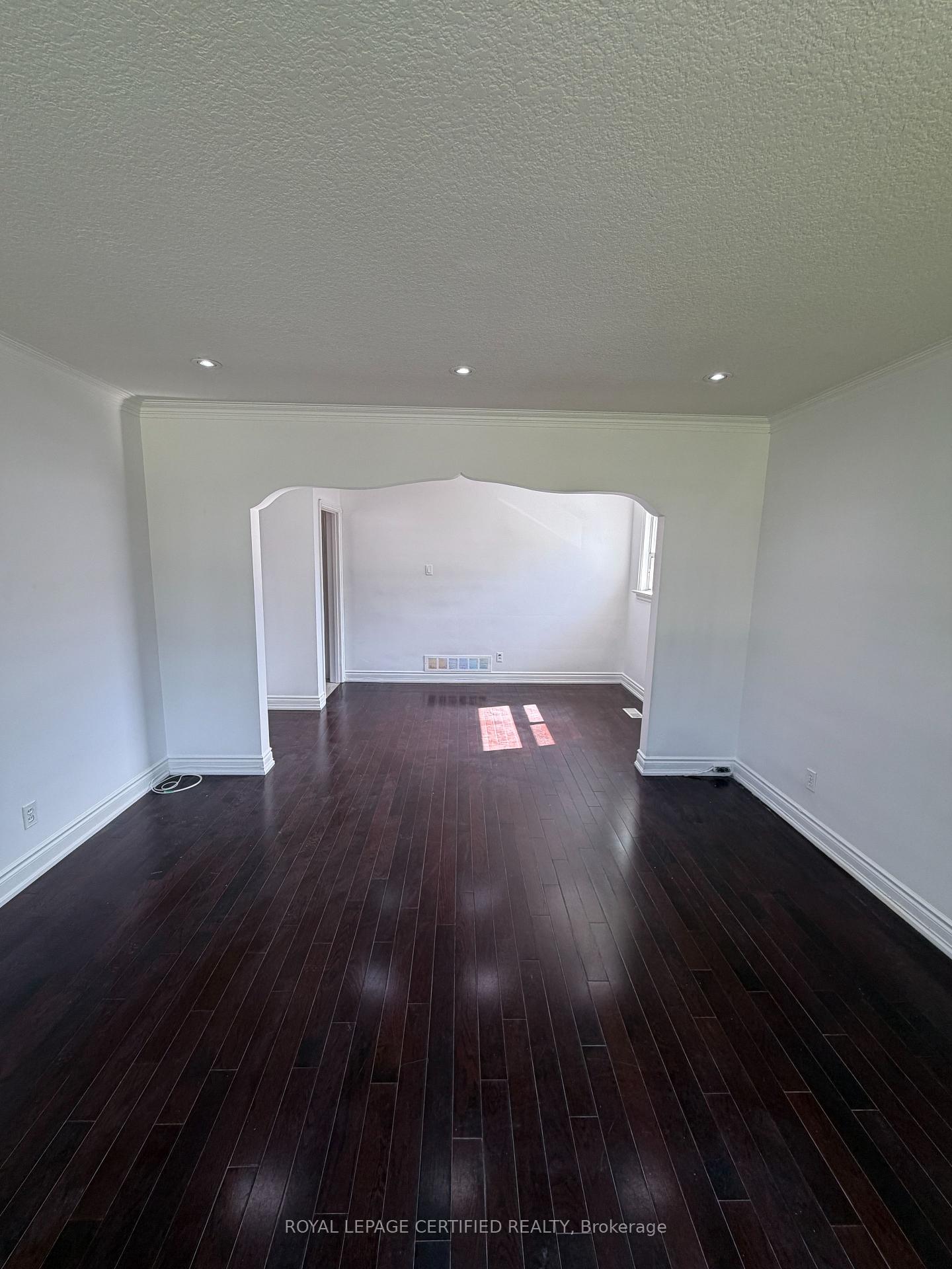 Photo 19 of Unit Main, 109 Hiscock Boulevard, Scarborough, Woburn — HOMEH