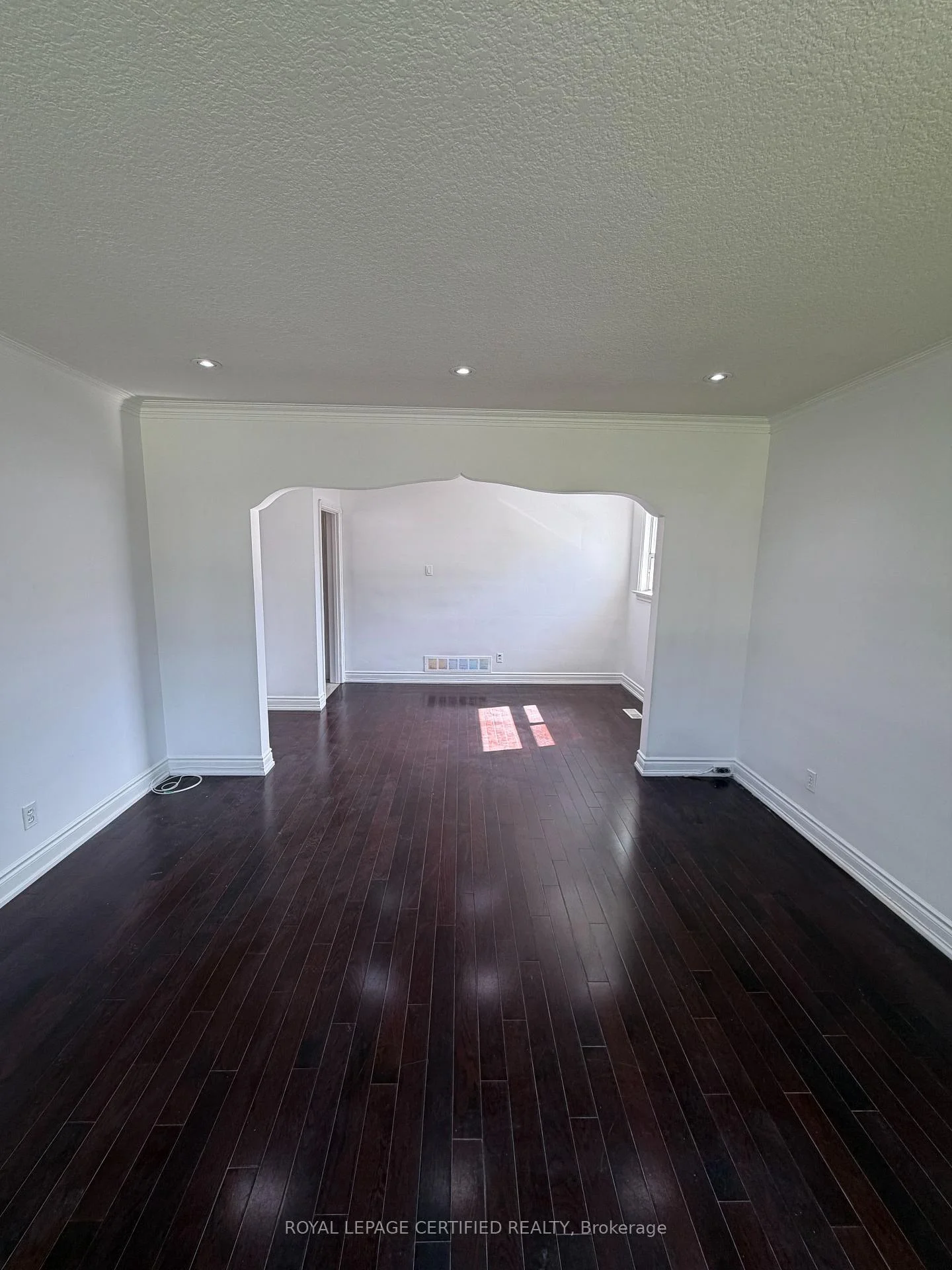 Photo 8 of Unit Main, 109 Hiscock Boulevard, Scarborough, Woburn — HOMEH