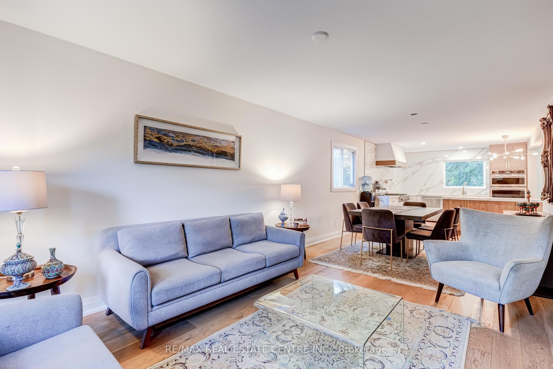 Photo 12 of Unit Upper Level, 167 Whitchurch Mews, Mississauga, Cooksville — HOMEH