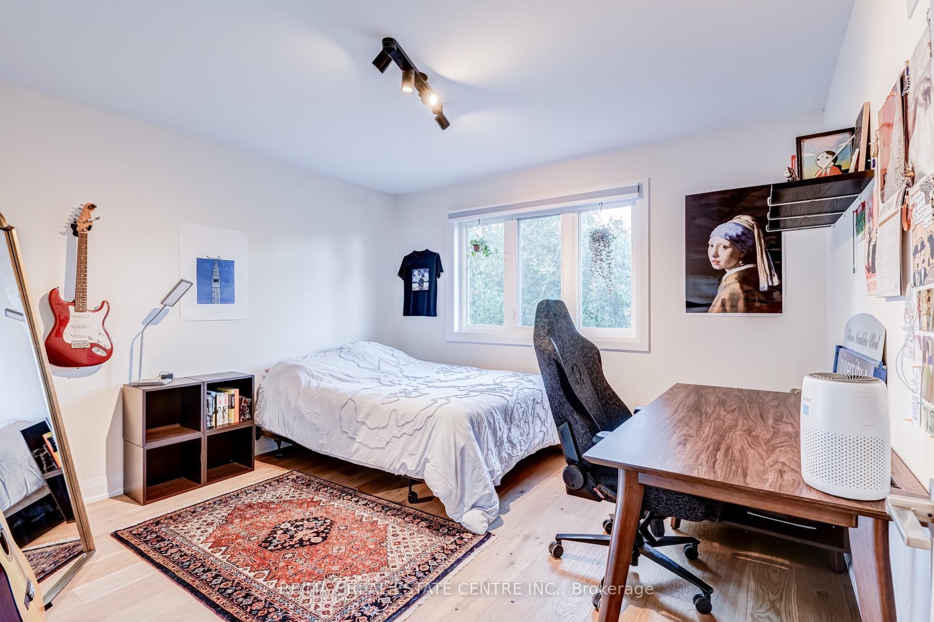 Photo 20 of Unit Upper Level, 167 Whitchurch Mews, Mississauga, Cooksville — HOMEH
