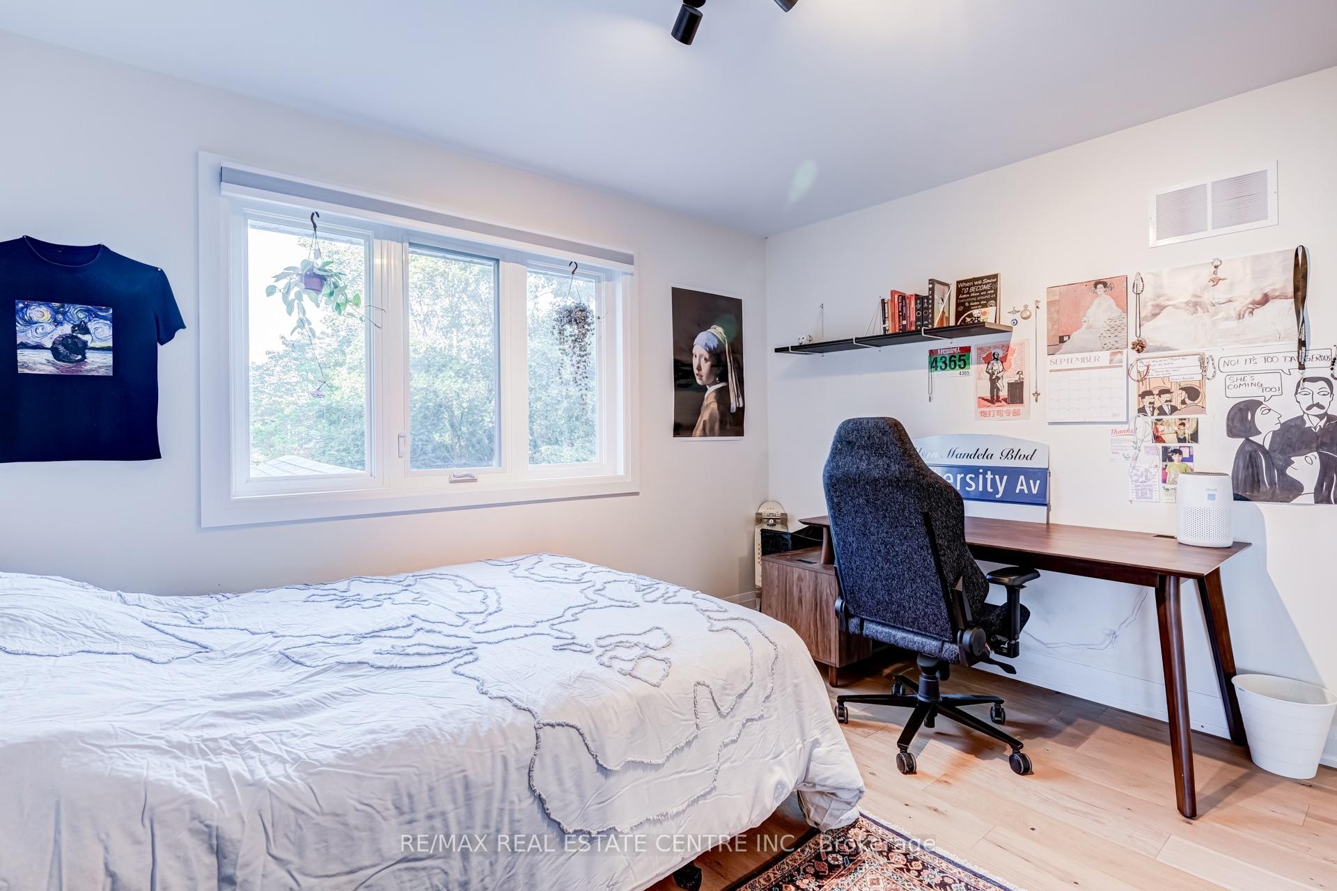 Photo 21 of Unit Upper Level, 167 Whitchurch Mews, Mississauga, Cooksville — HOMEH