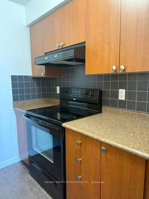 Photo 11 of Unit 1310, 61 Heintzman Street, Toronto, Junction Area — HOMEH