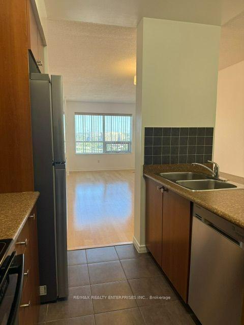 Photo 12 of Unit 1310, 61 Heintzman Street, Toronto, Junction Area — HOMEH