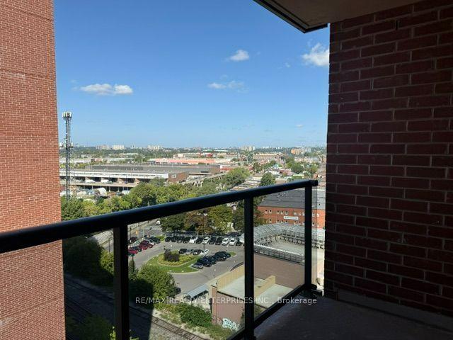 Photo 32 of Unit 1310, 61 Heintzman Street, Toronto, Junction Area — HOMEH