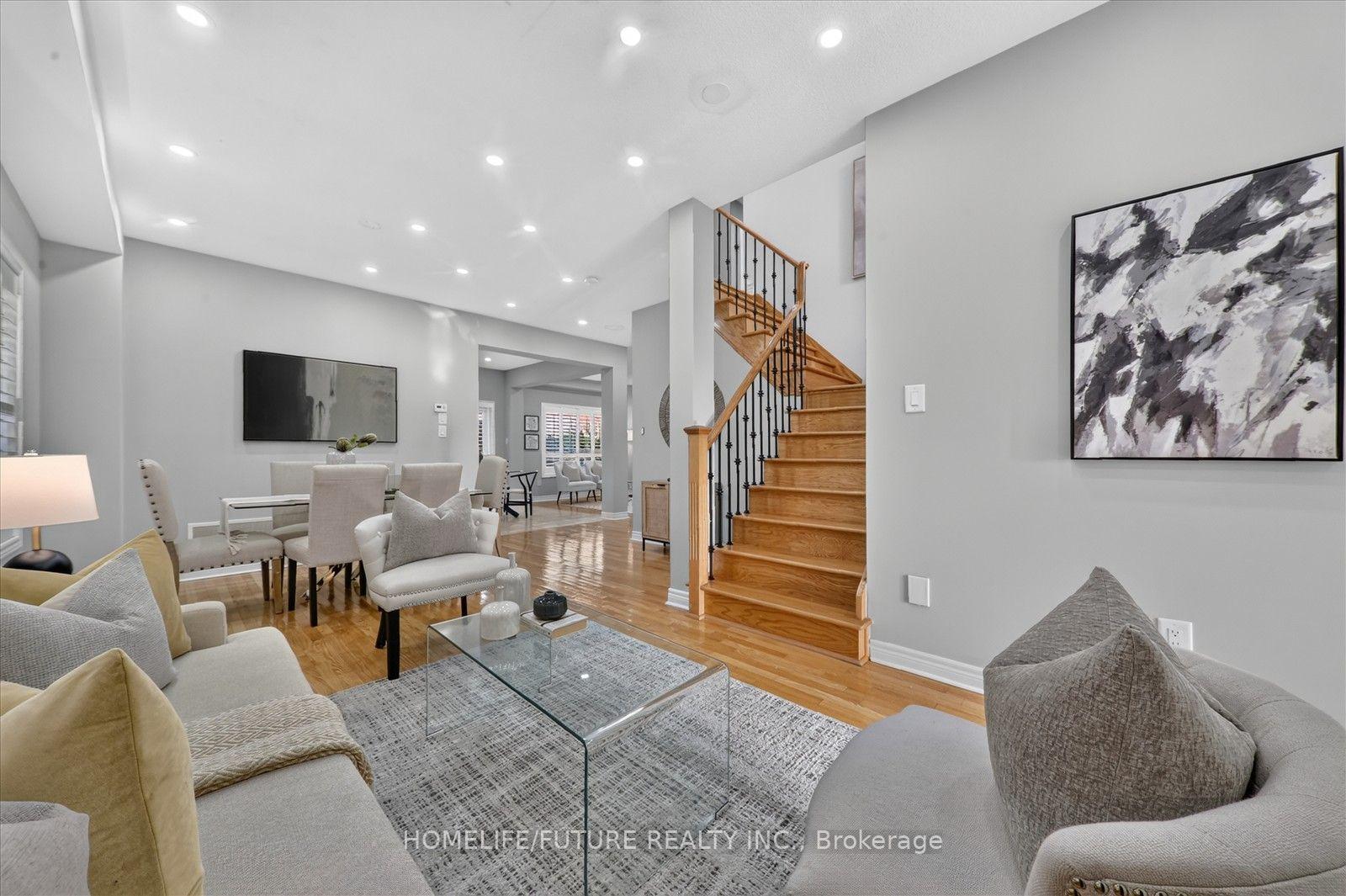 Photo 4 of 65 Middlecote Drive, Ajax, Northeast Ajax — HOMEH