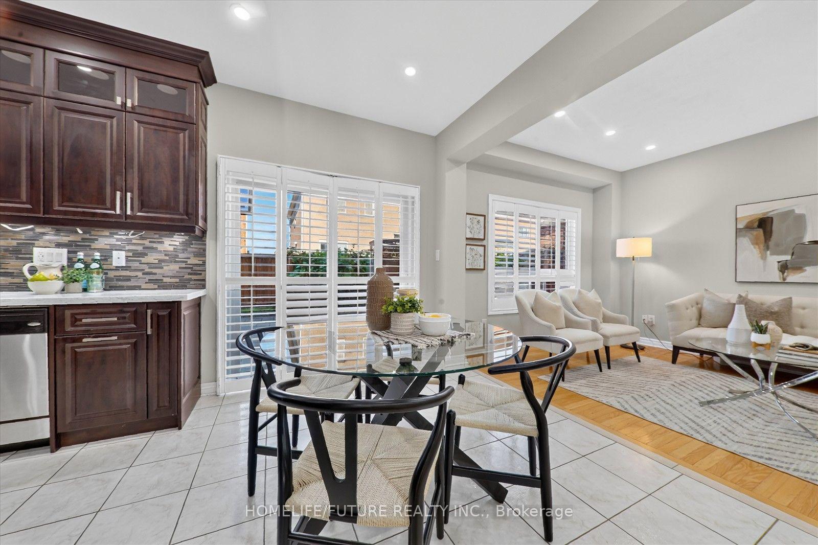 Photo 10 of 65 Middlecote Drive, Ajax, Northeast Ajax — HOMEH