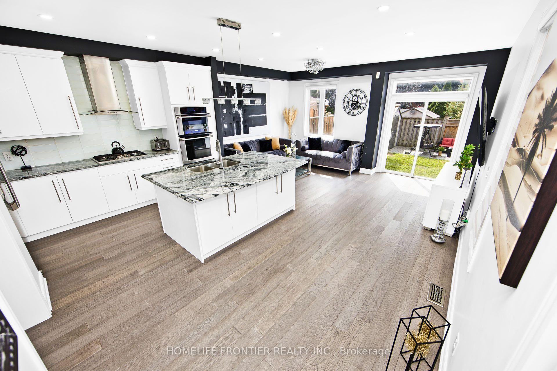 Photo 7 of 112 Narbonne Crescent, Hamilton, Stoney Creek — HOMEH
