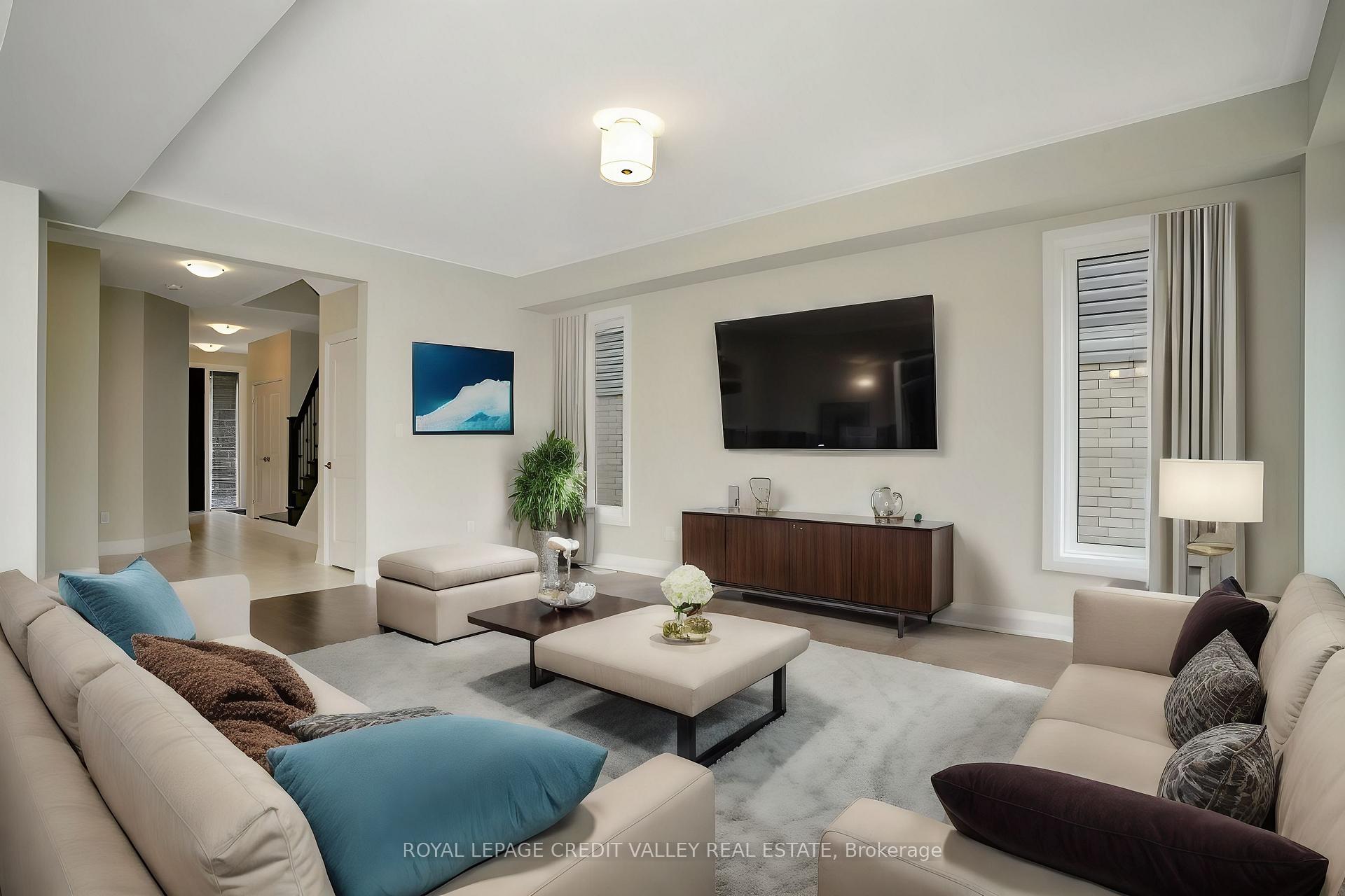 Photo 9 of 375 Chokecherry Crescent, Waterloo, Columbia Forest/Clair Hills — HOMEH