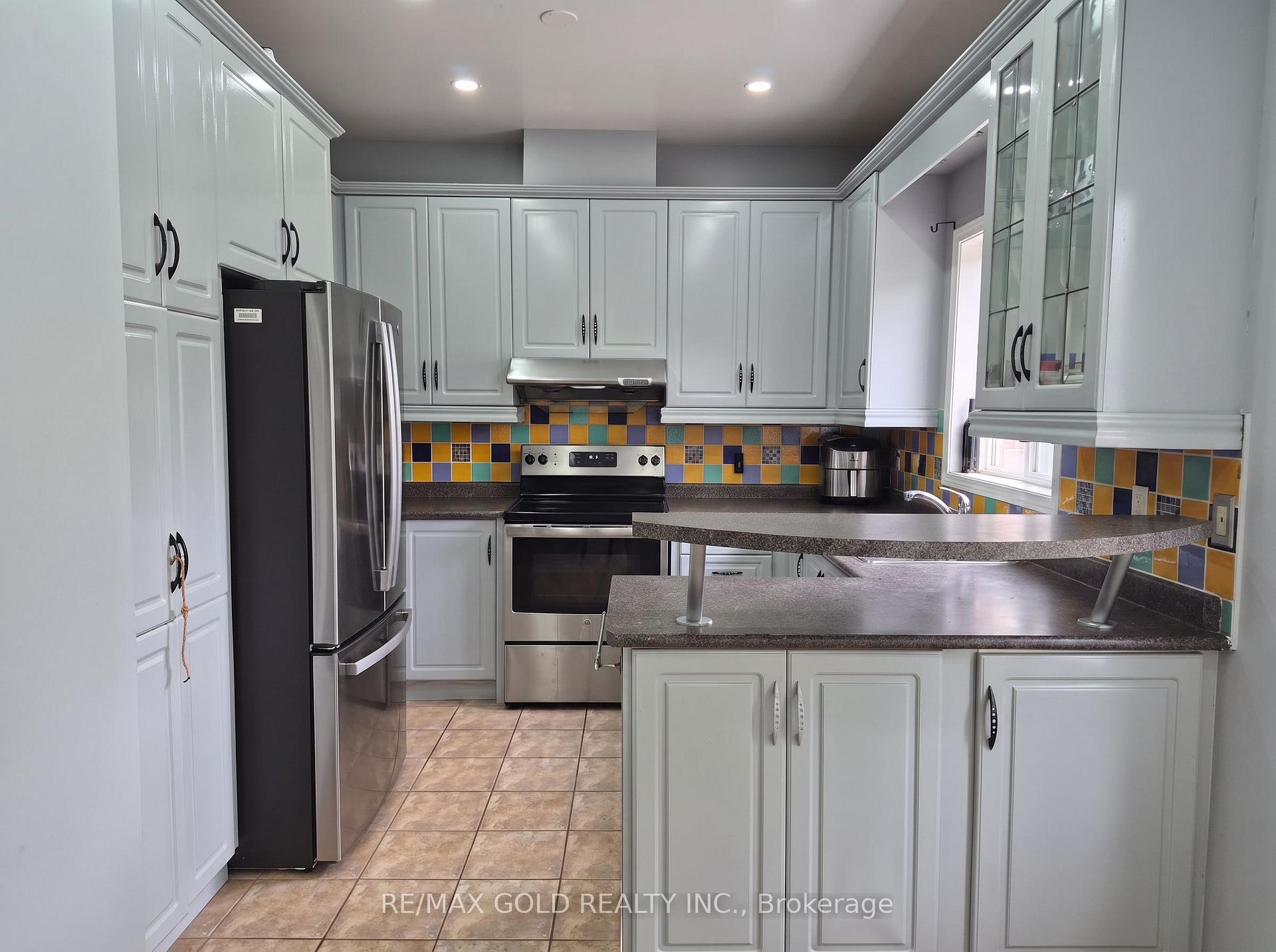 Photo 9 of 22 Blue Whale Boulevard, Brampton, Sandringham-Wellington — HOMEH