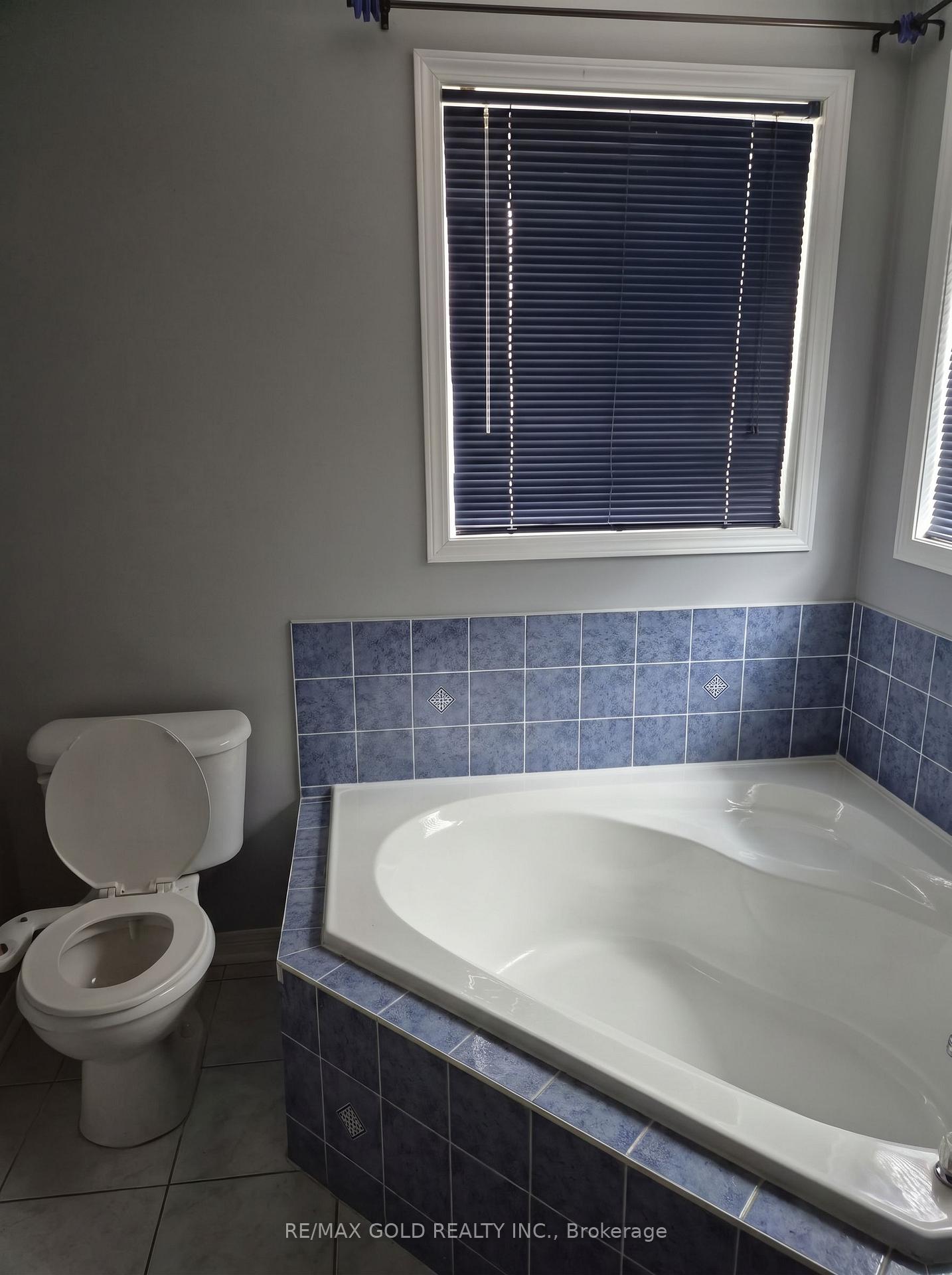 Photo 13 of 22 Blue Whale Boulevard, Brampton, Sandringham-Wellington — HOMEH