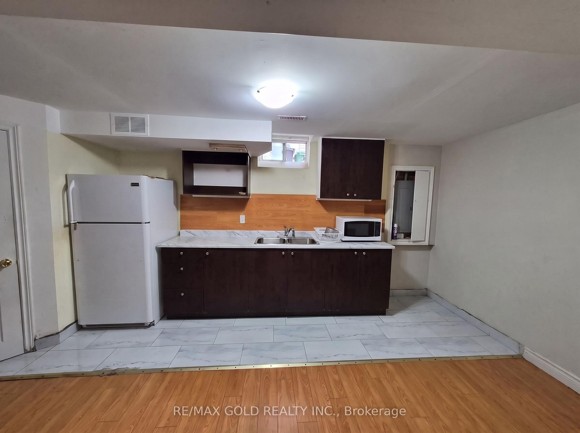 Photo 20 of 22 Blue Whale Boulevard, Brampton, Sandringham-Wellington — HOMEH