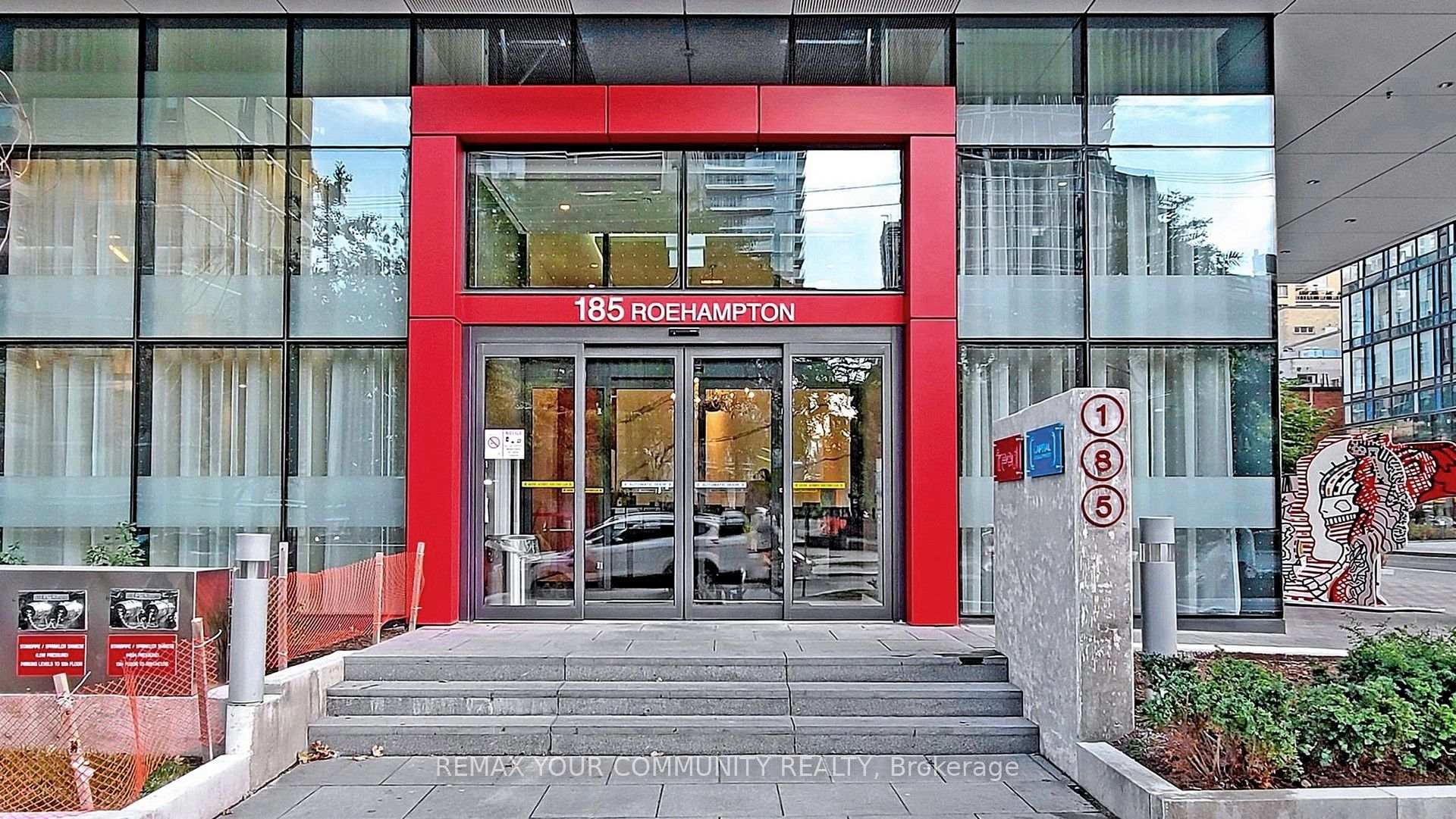 Photo 4 of Unit 2503, 185 Roehampton Avenue, Toronto, Mount Pleasant West — HOMEH