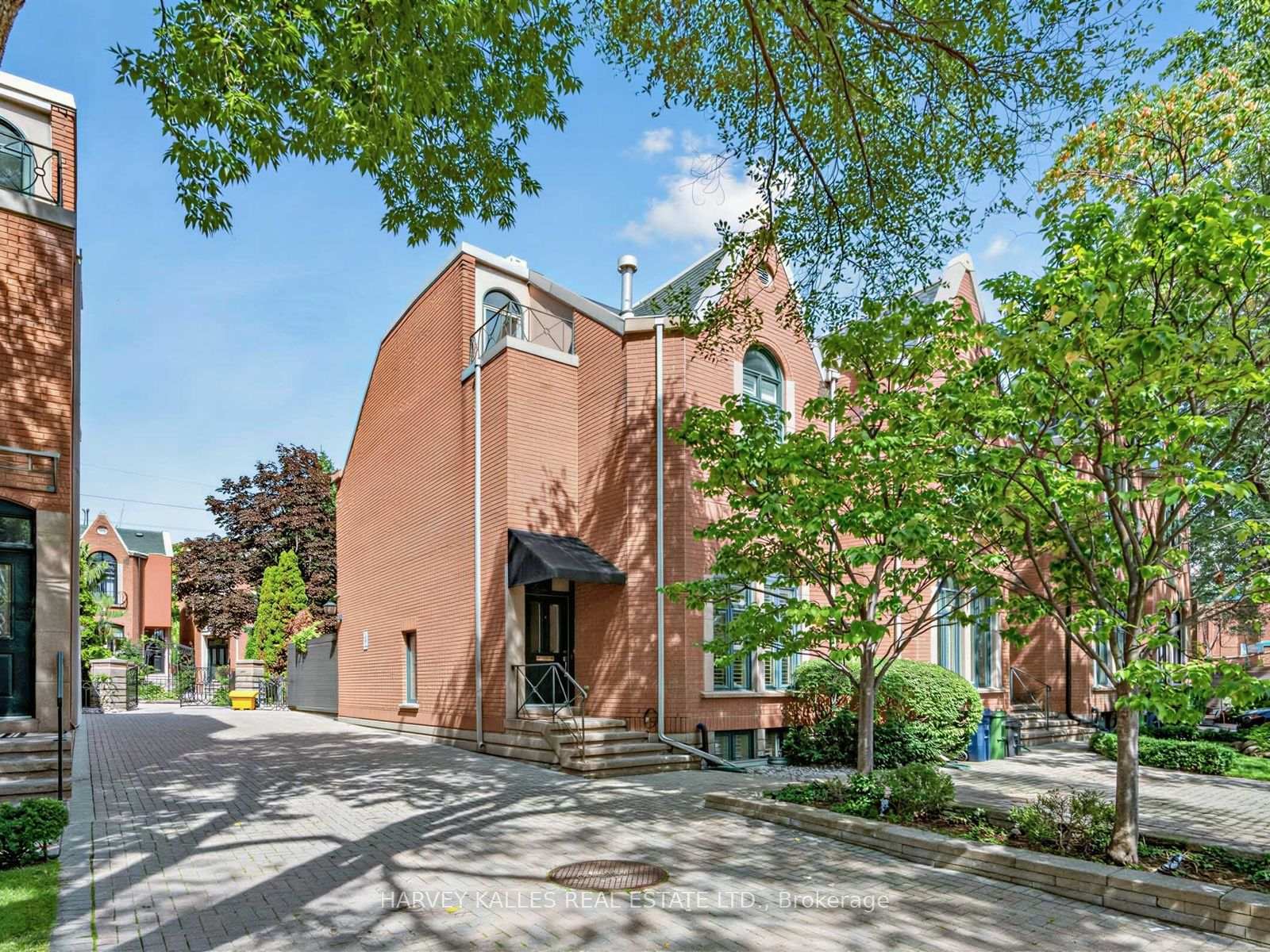 Photo 2 of 26 Marlborough Avenue, Toronto, The Annex — HOMEH