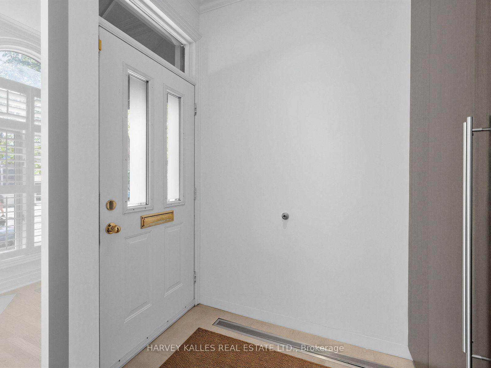 Photo 4 of 26 Marlborough Avenue, Toronto, The Annex — HOMEH