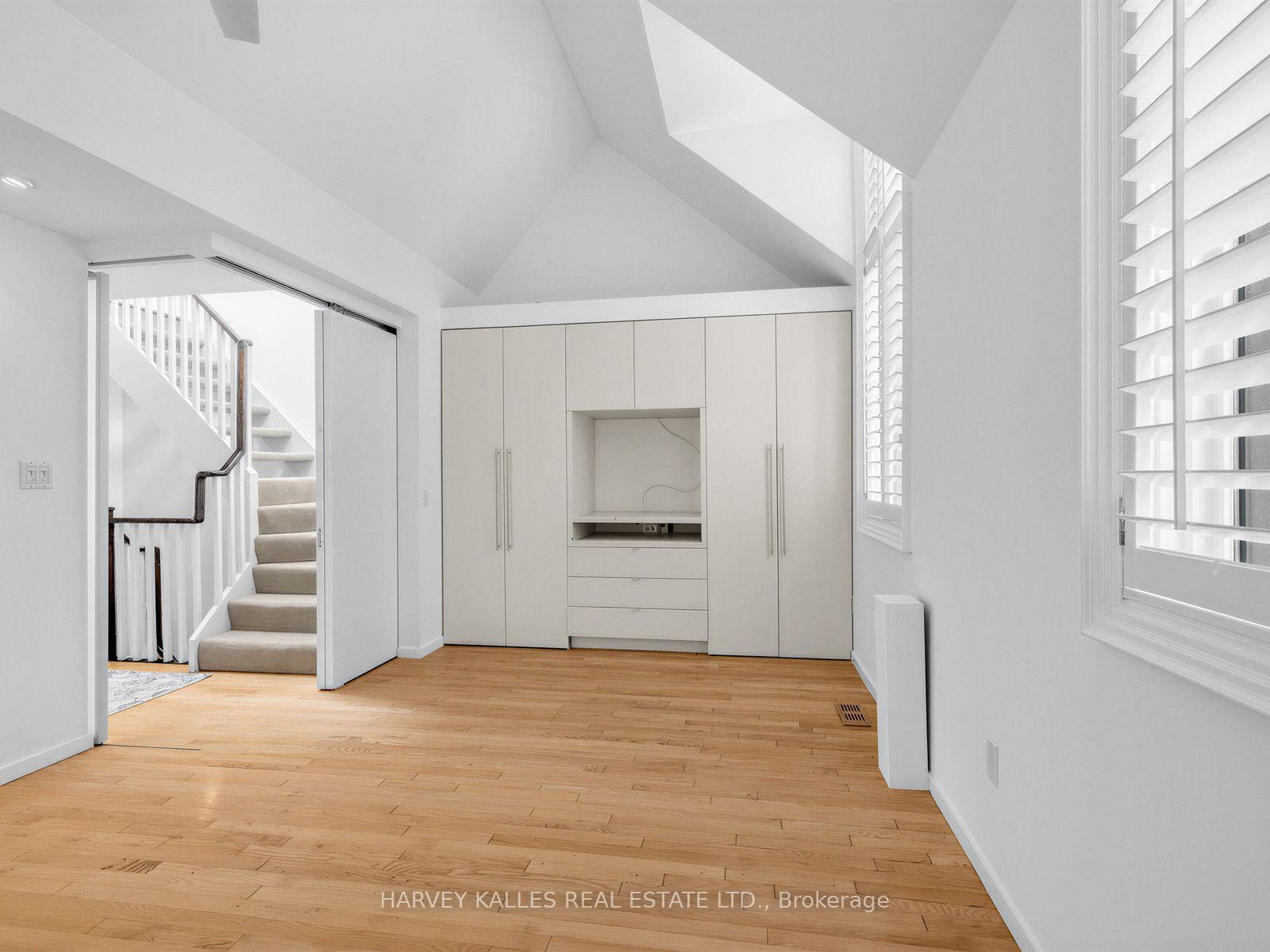 Photo 24 of 26 Marlborough Avenue, Toronto, The Annex — HOMEH
