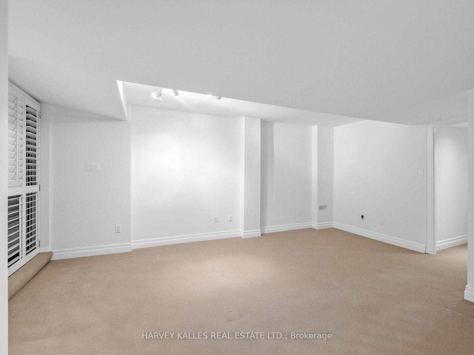 Photo 28 of 26 Marlborough Avenue, Toronto, The Annex — HOMEH