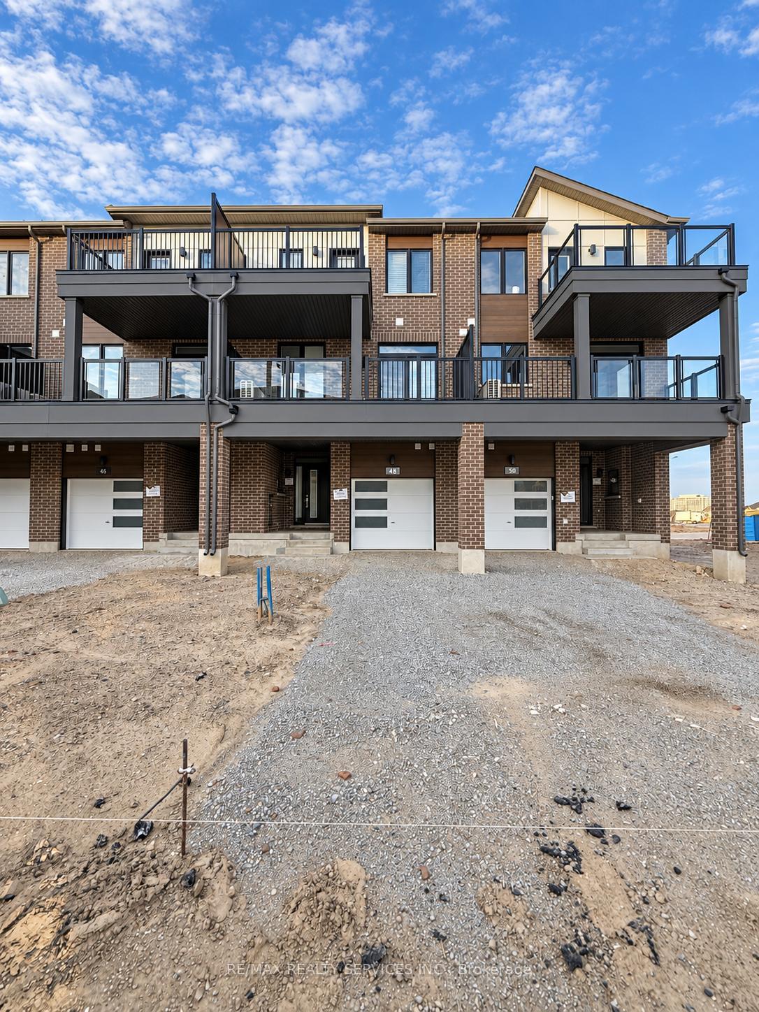 Photo 1 of 48 Thornbird Crescent, Brampton, Northwest Brampton — HOMEH