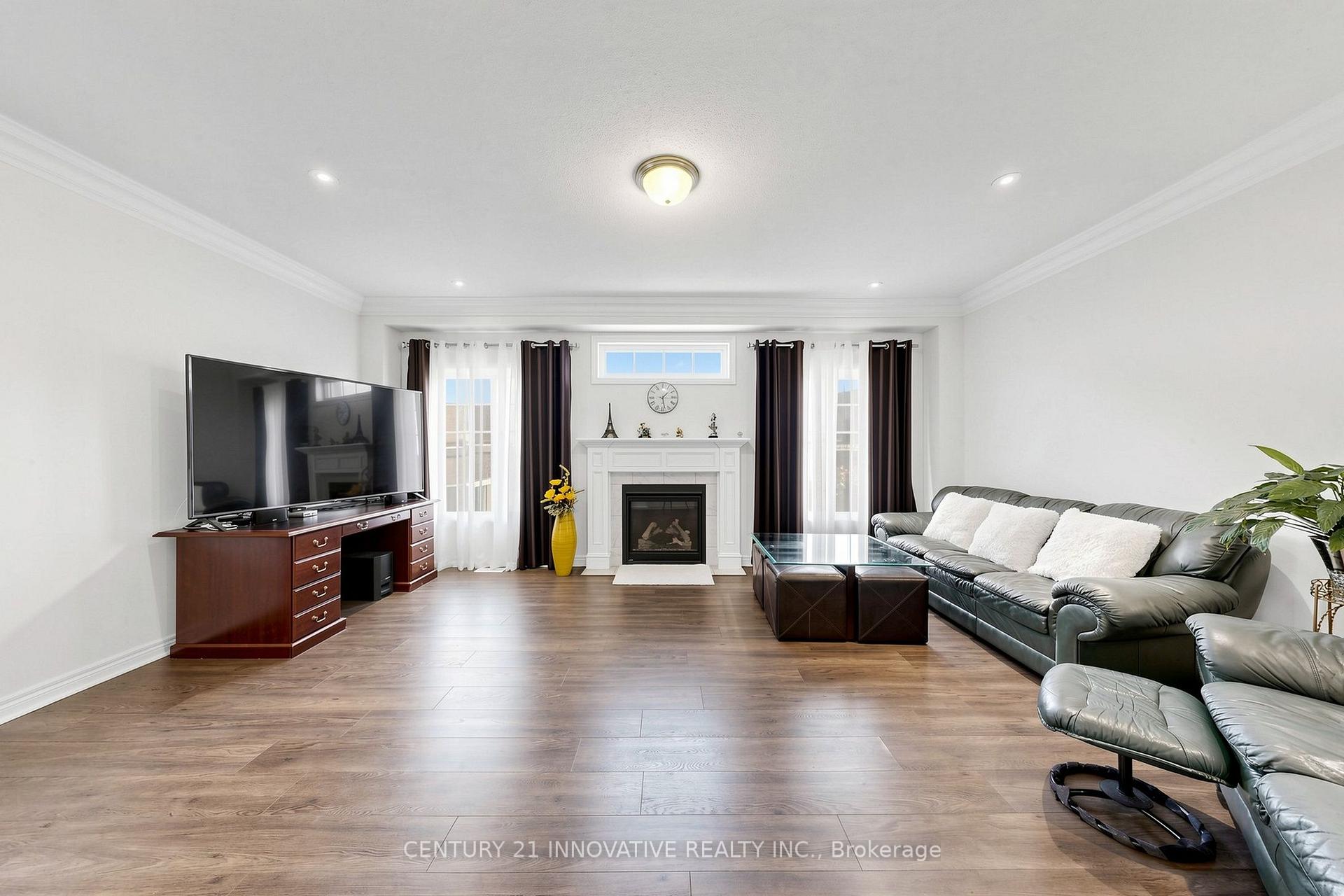 Photo 10 of 55 Sharplin Drive, Ajax, South East — HOMEH